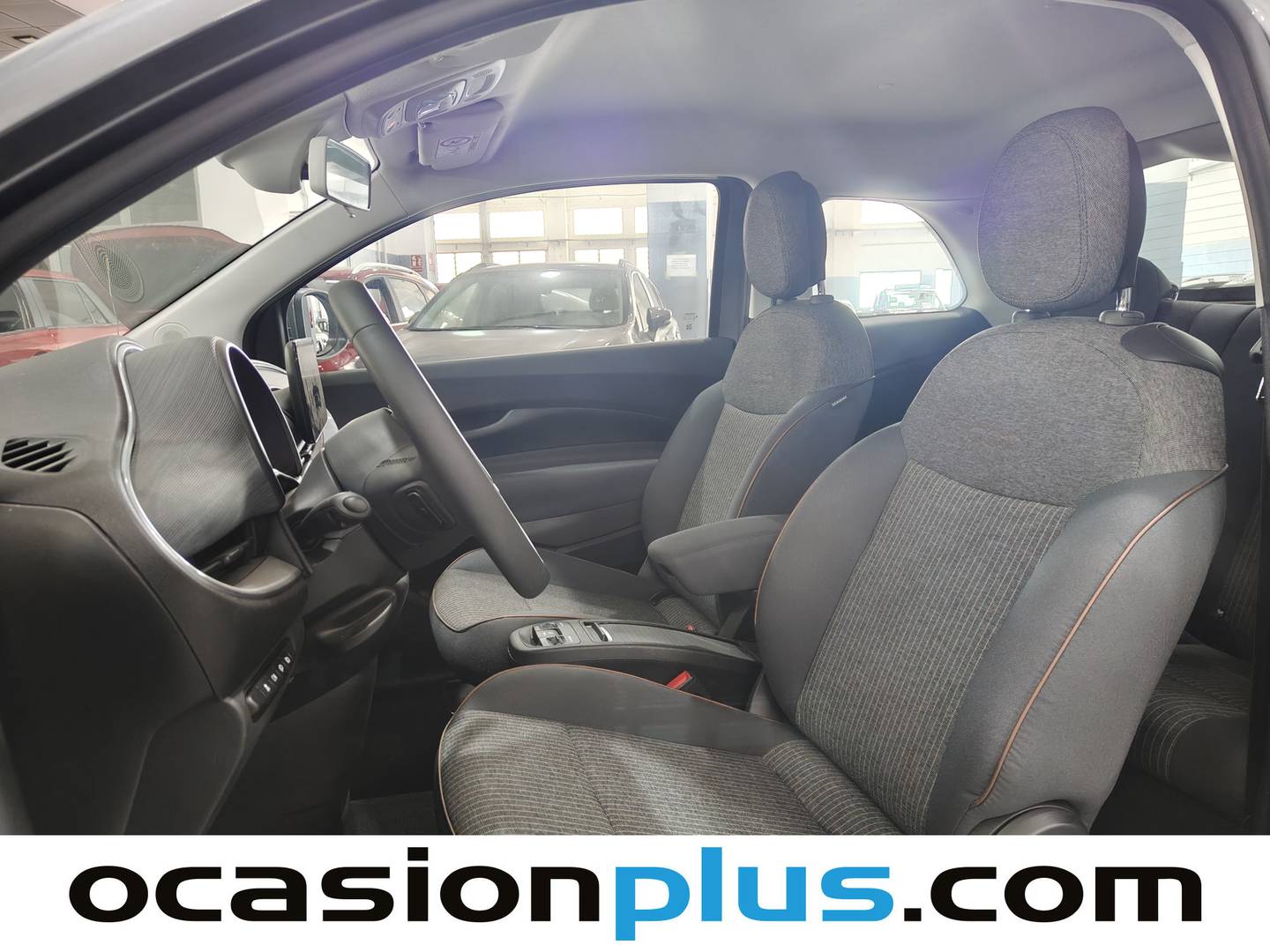 Foto asientos delanteros Fiat 500 Fiat 500 Electrico Electrico Icon Hb 320km (118 CV)