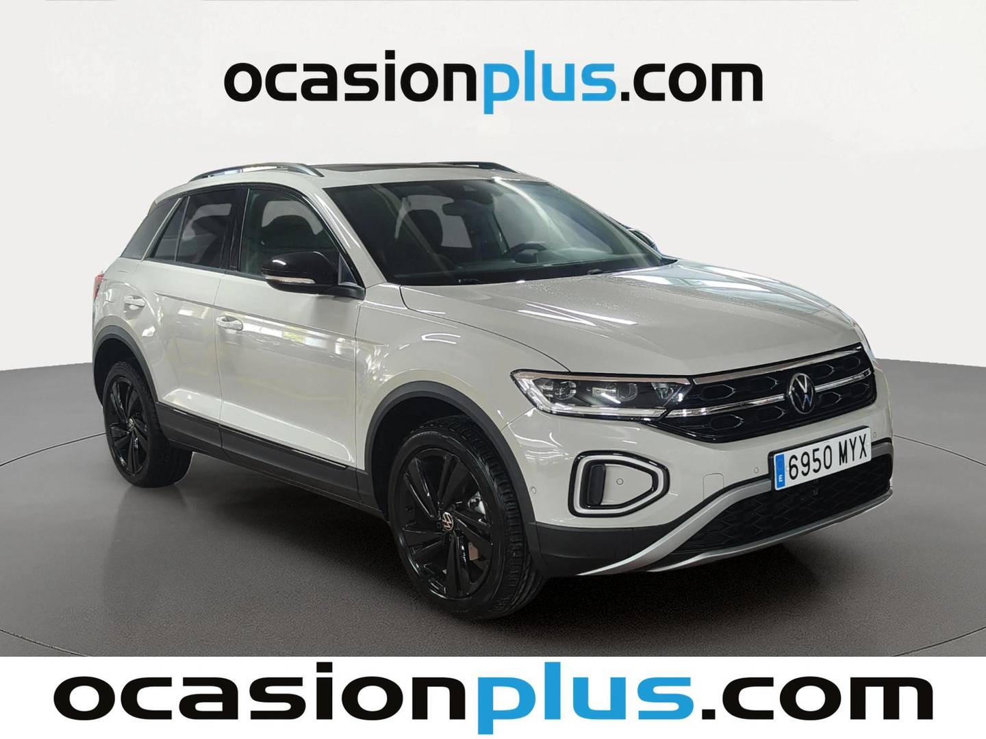 Foto delantera Volkswagen T-Roc Volkswagen T-Roc Dark Line 1.0 TSI (115 CV) derecha
