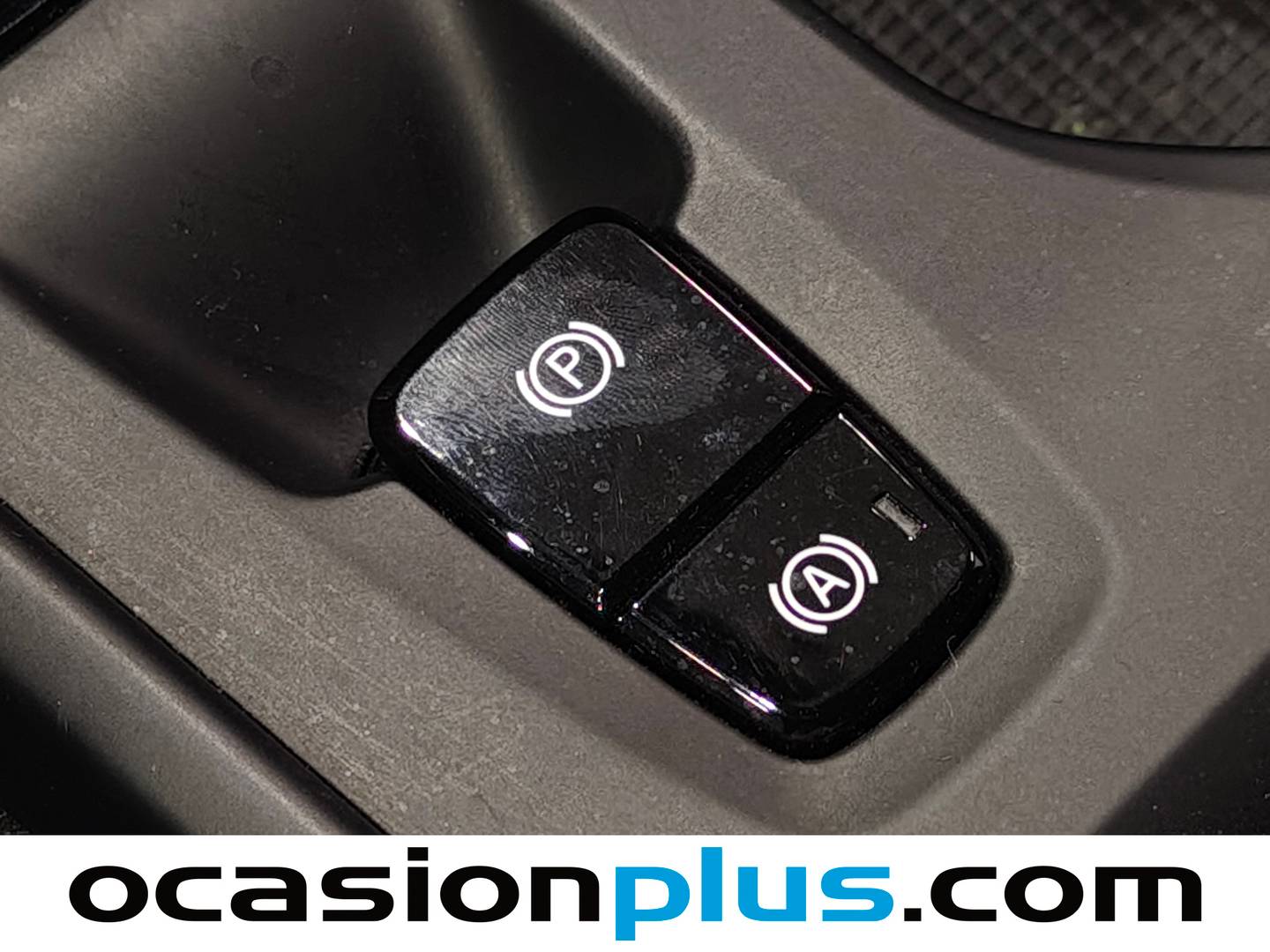 Volvo XC40 Volvo XC40 T2 Momentum Pro Auto (129 CV) al mejor precio