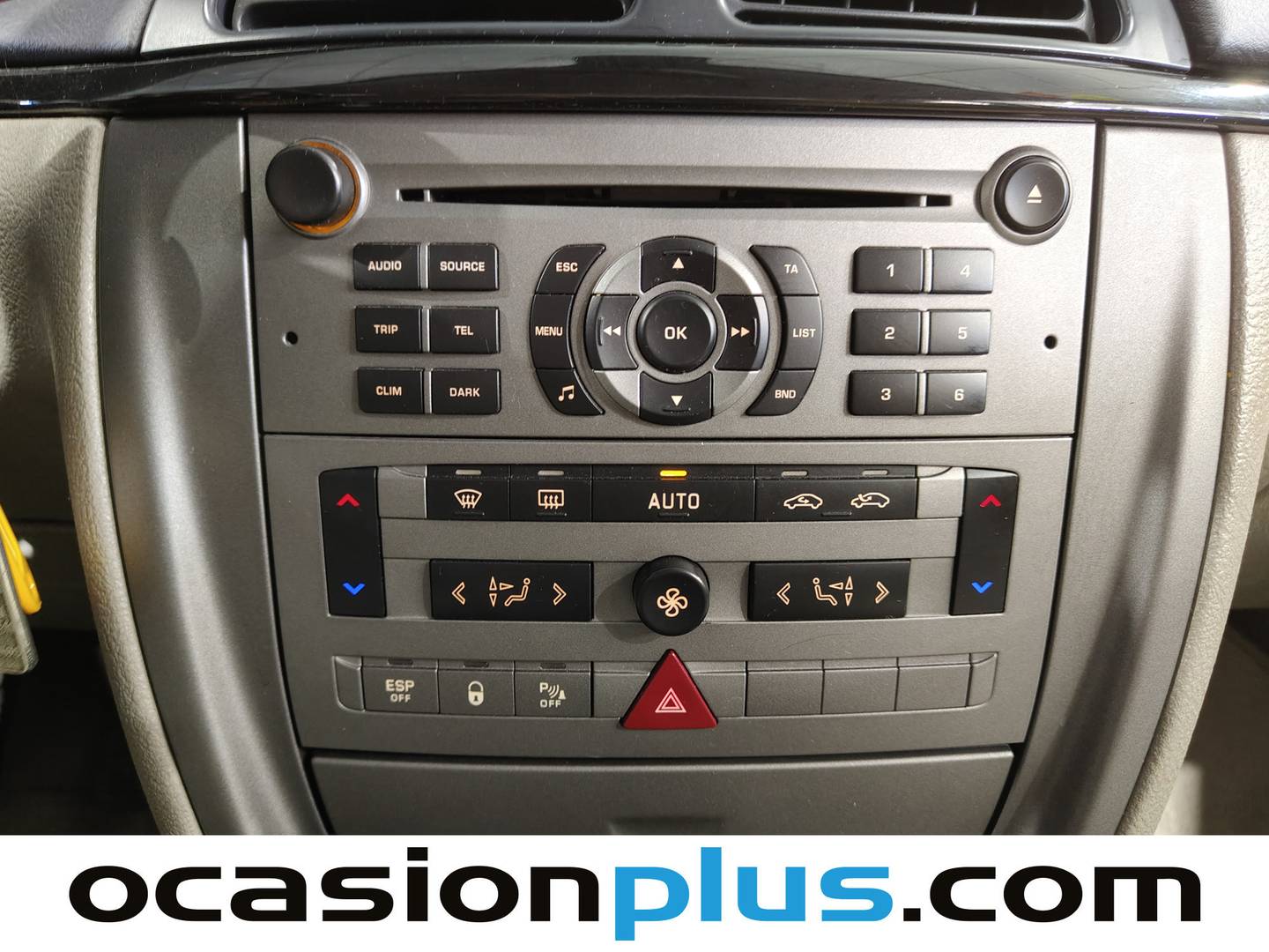 Equipamiento del Citroën C5 Citroën C5 1.8i 16v Premier  (117 CV)