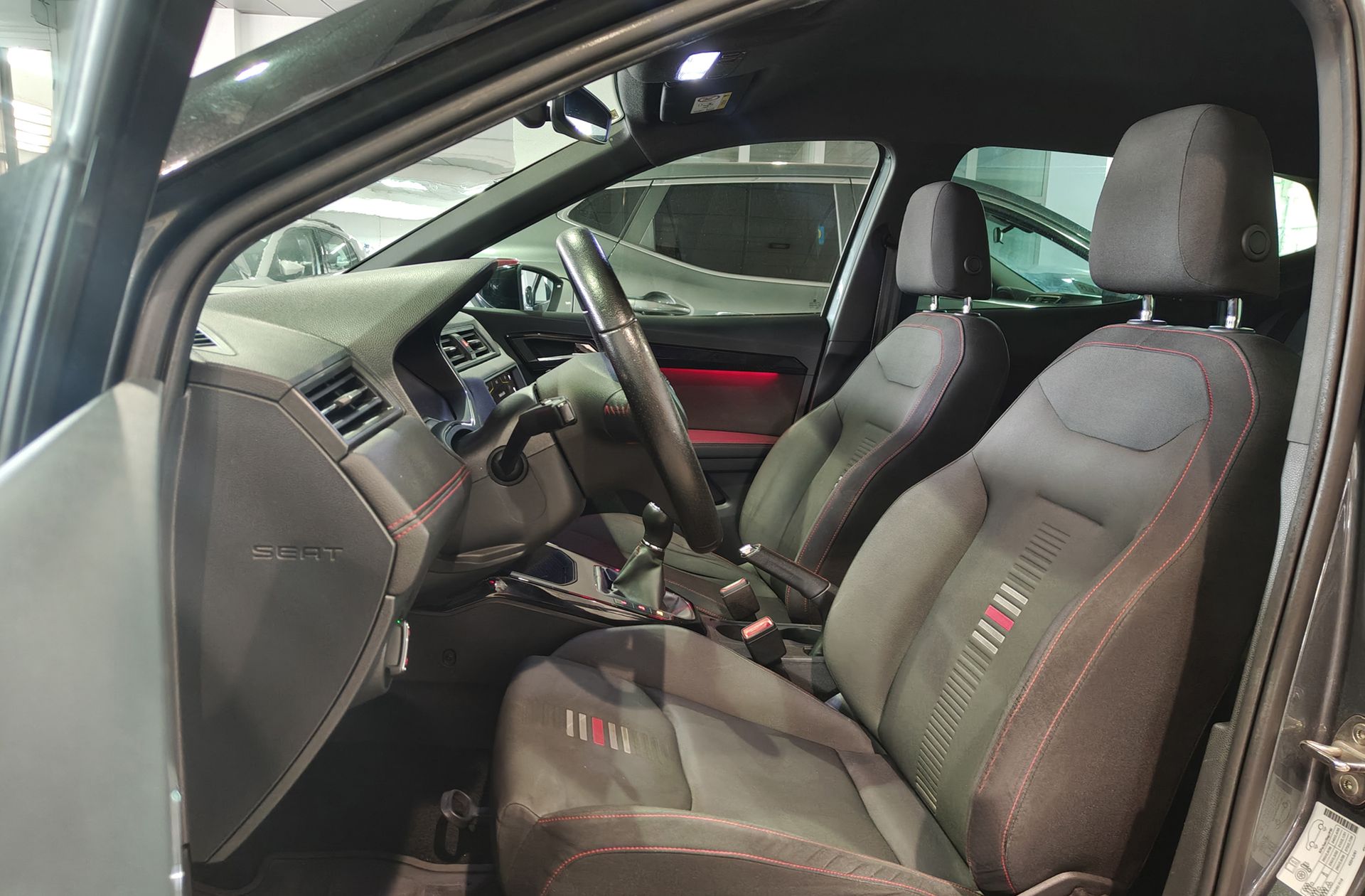 SEAT Arona 1.0 TSI FR - foto 13