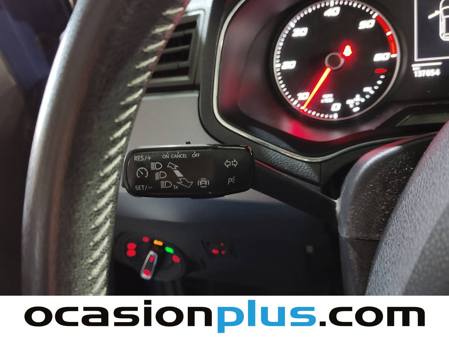 Foto Seat Arona SEAT Arona 1.6 TDI S&S Style (115 CV)