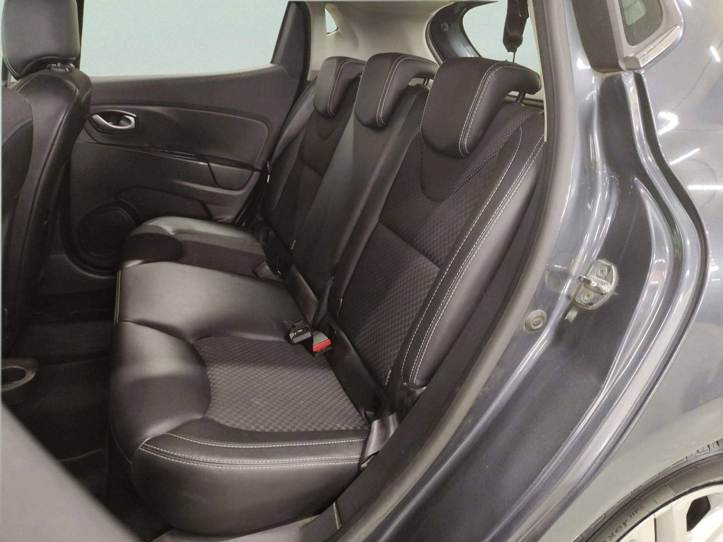 Foto asientos traseros Renault Clio Renault Clio Zen TCe (90 CV)