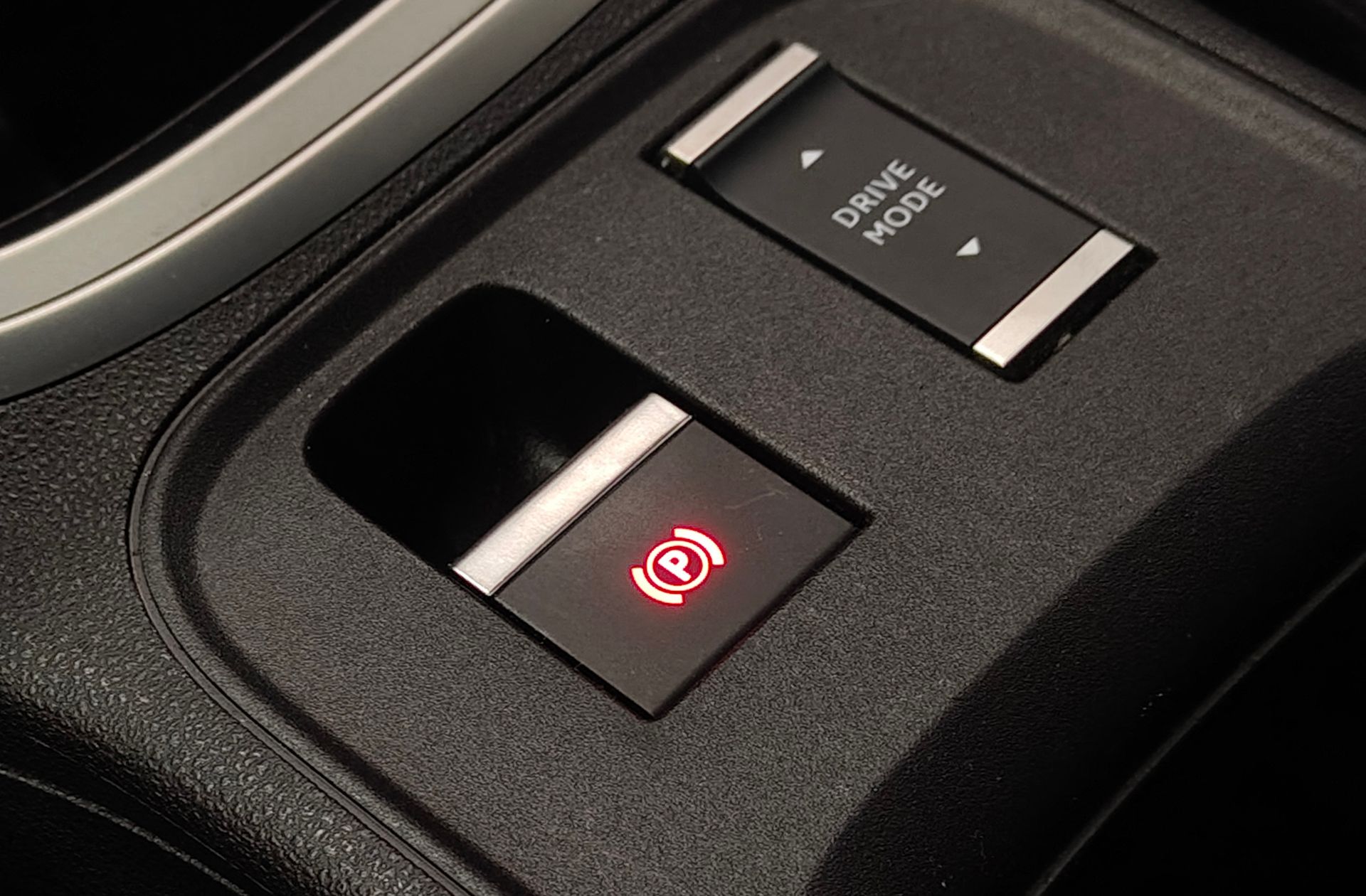 Jeep Avenger 1.2 eHybrid Altitude - foto 30