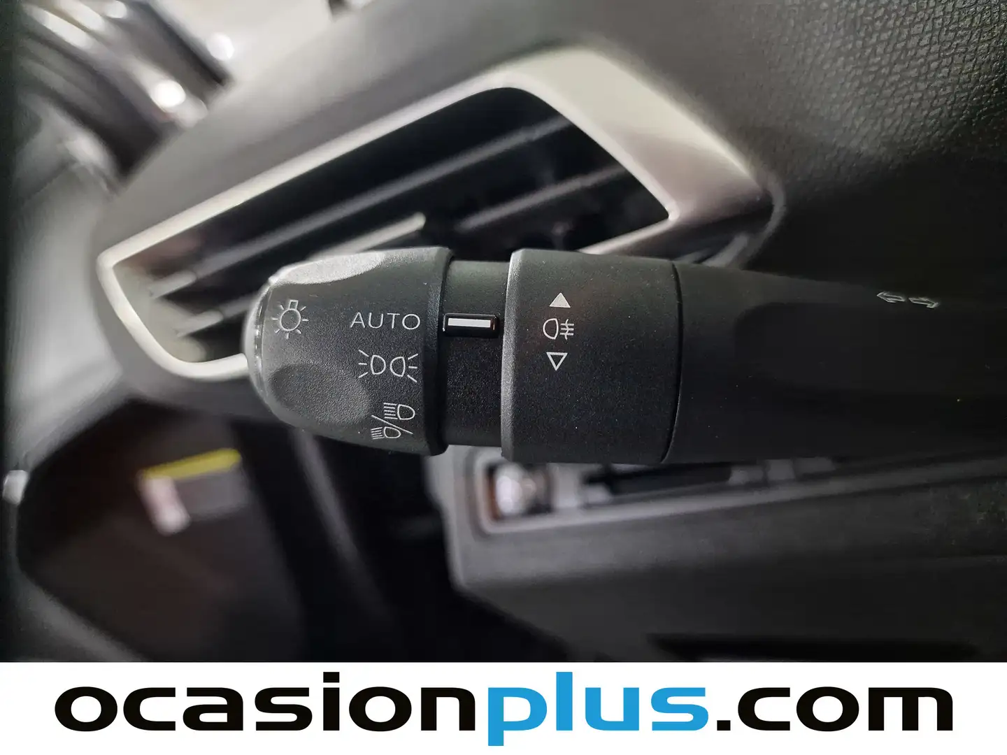 Foto Peugeot 3008 Peugeot 3008 BlueHDi 130 S&S Active Pack (130 CV)