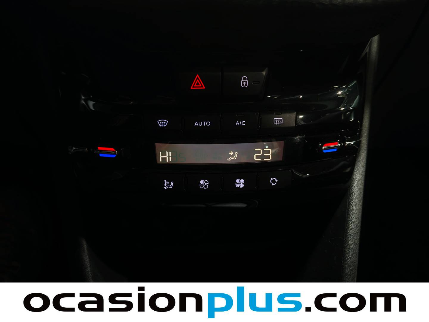 Foto Peugeot 2008 Peugeot 2008 BlueHDi 120 S&S Allure 88 kW (120 CV)