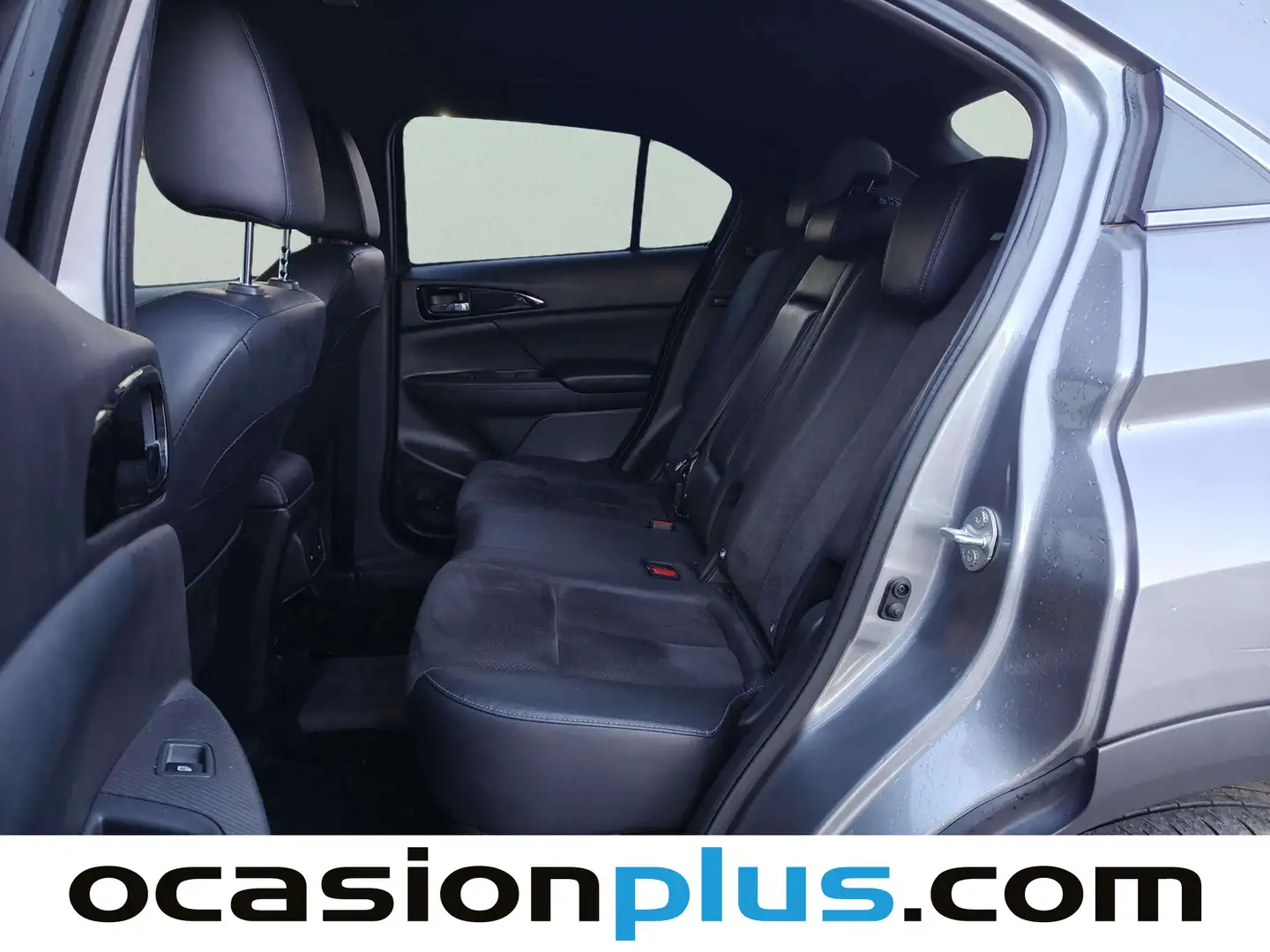 Foto Mitsubishi Eclipse Cross Mitsubishi Eclipse Cross 2.4 PHEV Kaiteki+ 4WD Auto (188 CV)