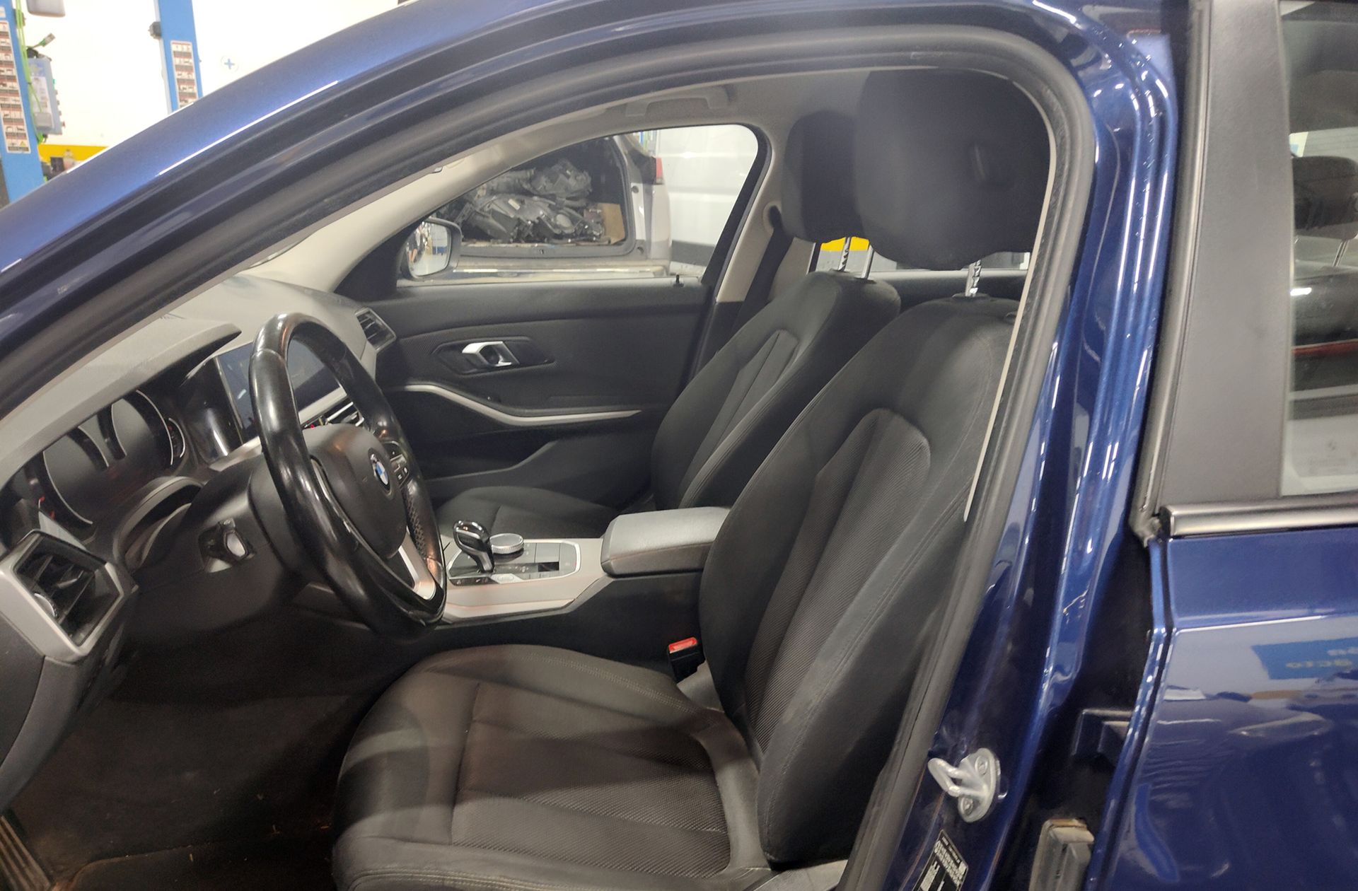 BMW Serie 3 318d - foto 10
