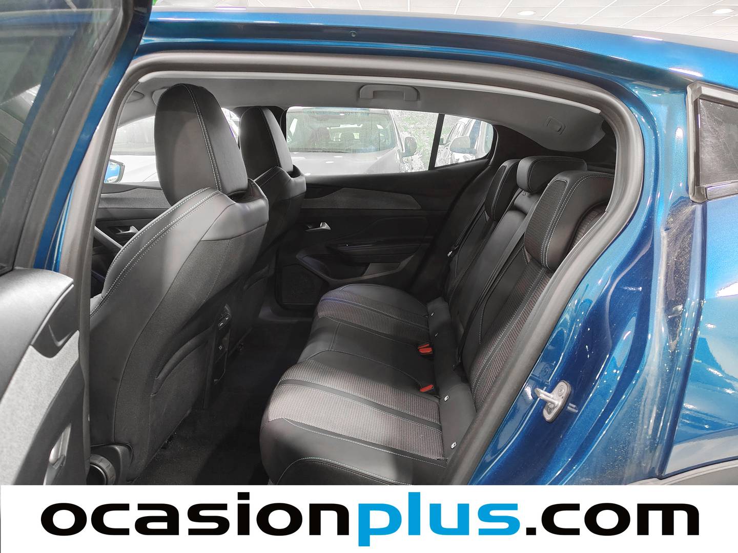 Foto asientos traseros Peugeot 408 Peugeot 408 Allure Hybrid 145 eDCS6 (145 CV)