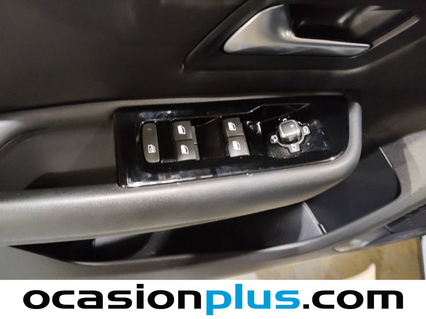 Foto Citroën C5 X Citroen C5 X PureTech 130 S&S Shine EAT8 (130 CV)