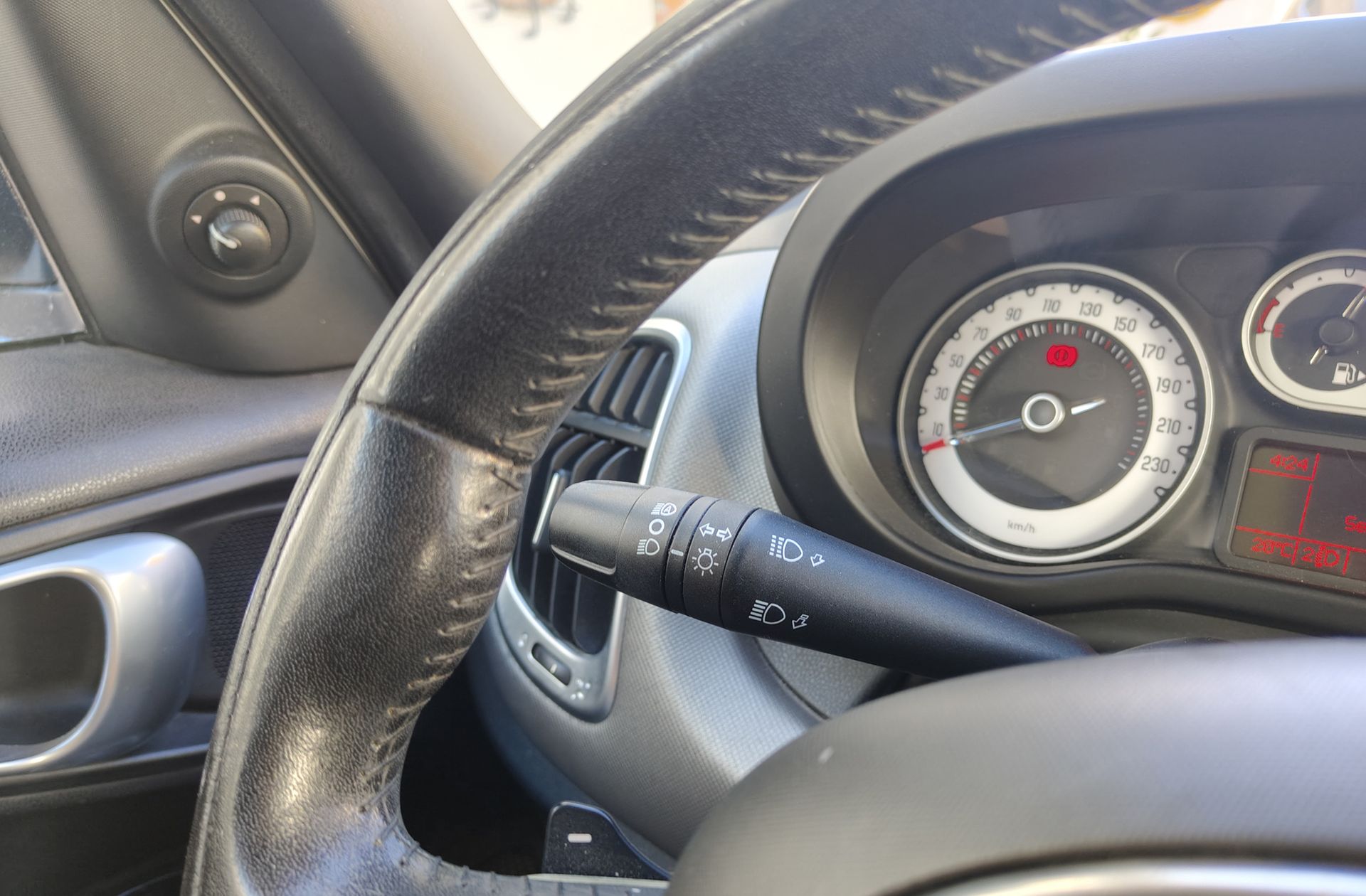 Fiat 500L 1.3 16v MultiJet II Lounge - foto 21