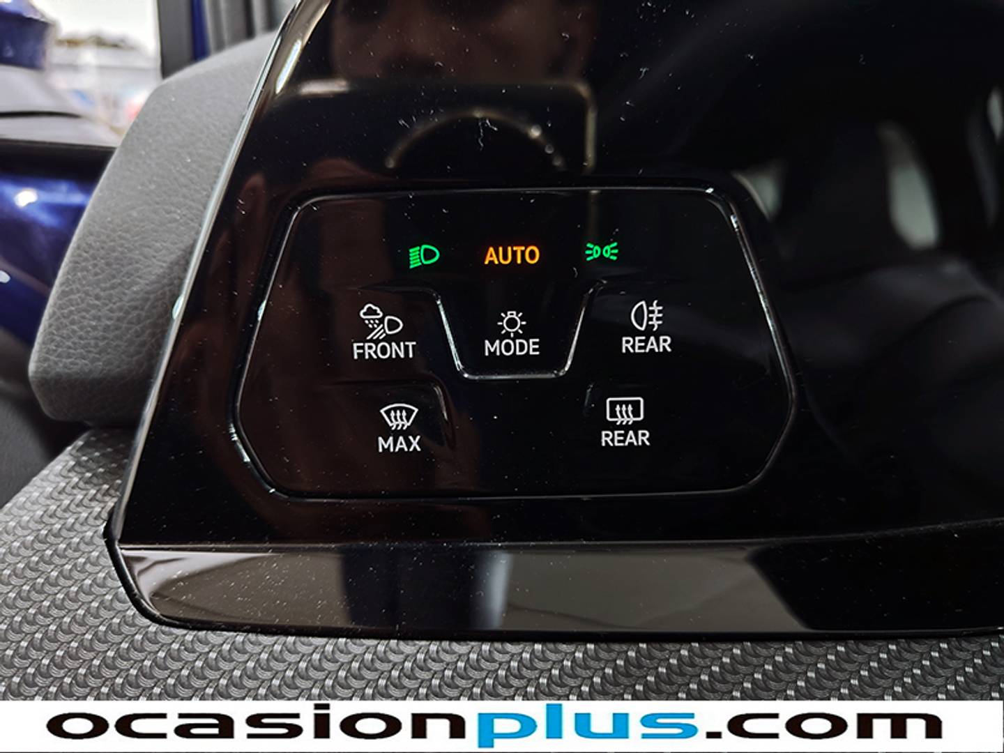 Foto Volkswagen Golf Volkswagen Golf R-Line 1.5 eTSI (150 CV) DSG