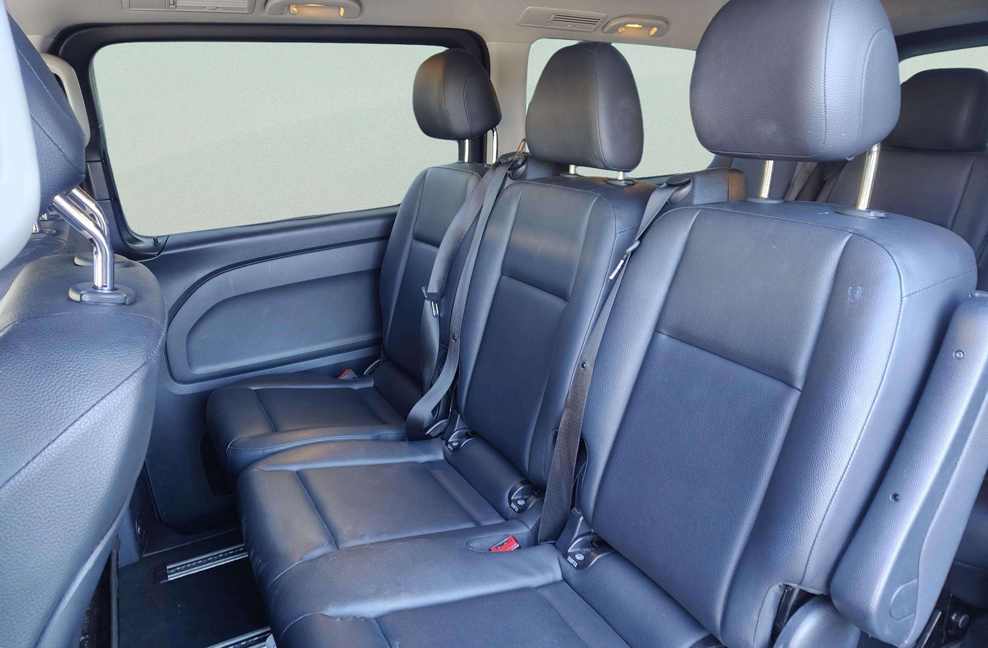 Mercedes-Benz Vito Combi 114 CDI Tourer Select Larga - foto 11