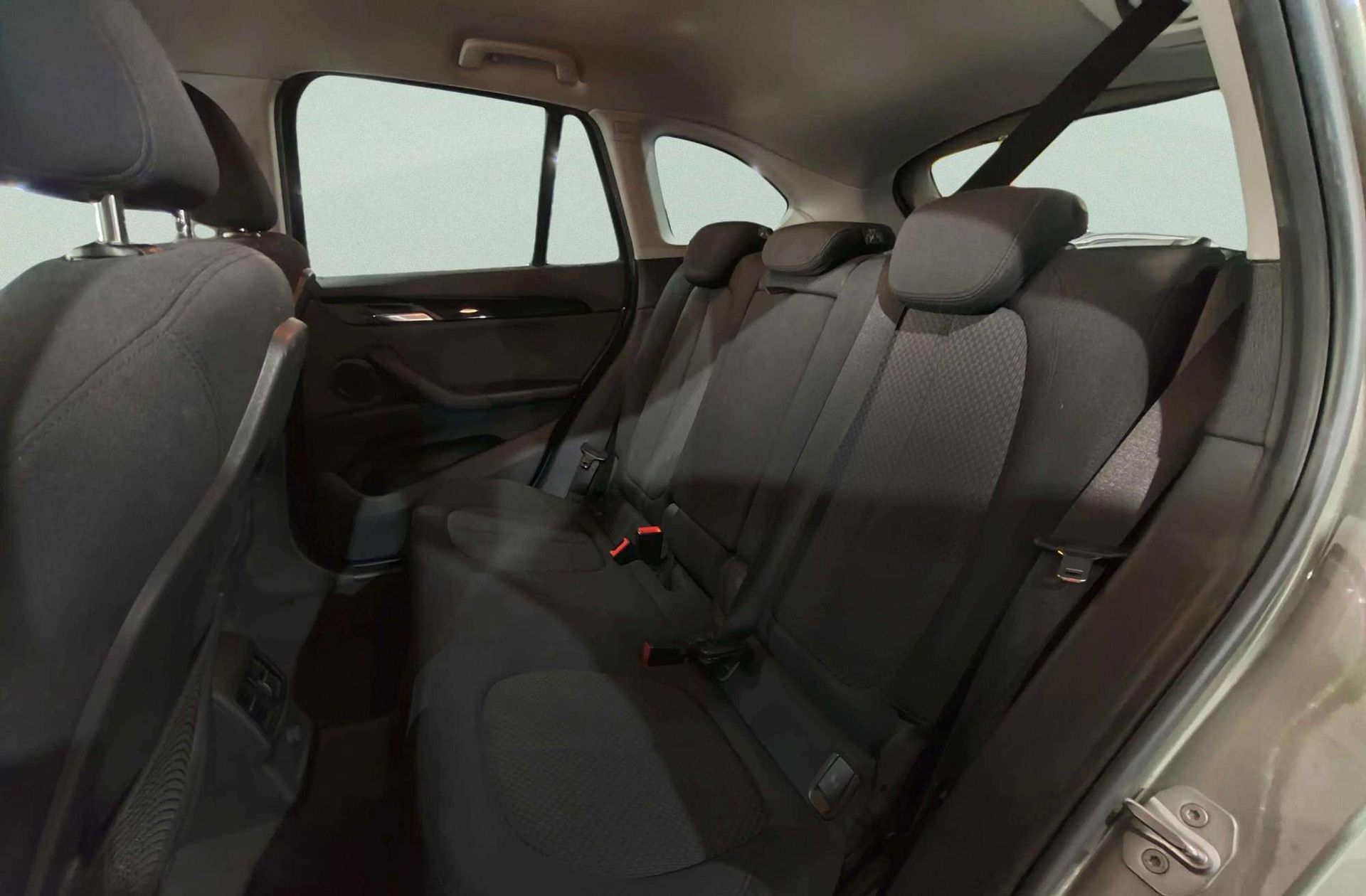 BMW X1 sDrive18d - foto 12
