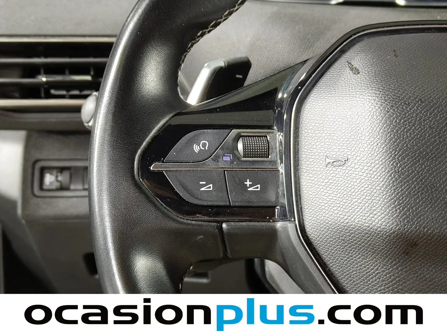 Foto Peugeot 3008 Peugeot 3008 PureTech 130 S&S Allure Pack EAT8 (130 CV)