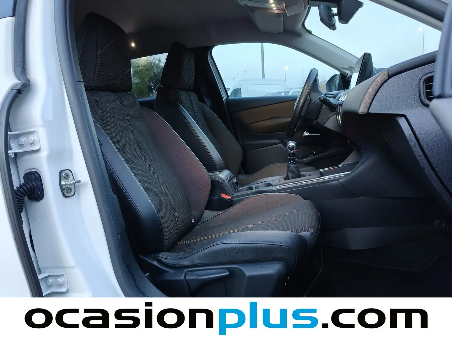 Foto DS DS 3 Crossback DS DS3 Crossback BlueHDi 100 So Chic (100 CV)