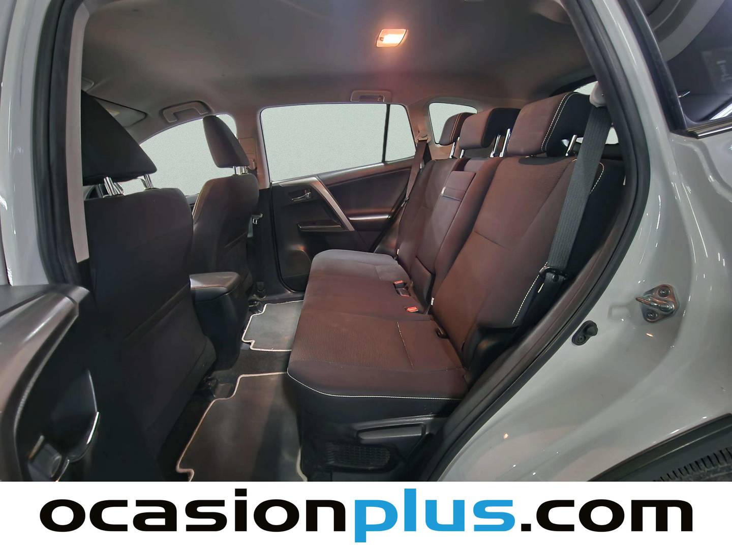 Foto asientos traseros Toyota Rav4 Toyota Rav4 2.5l hybrid Advance 2WD (197 CV)