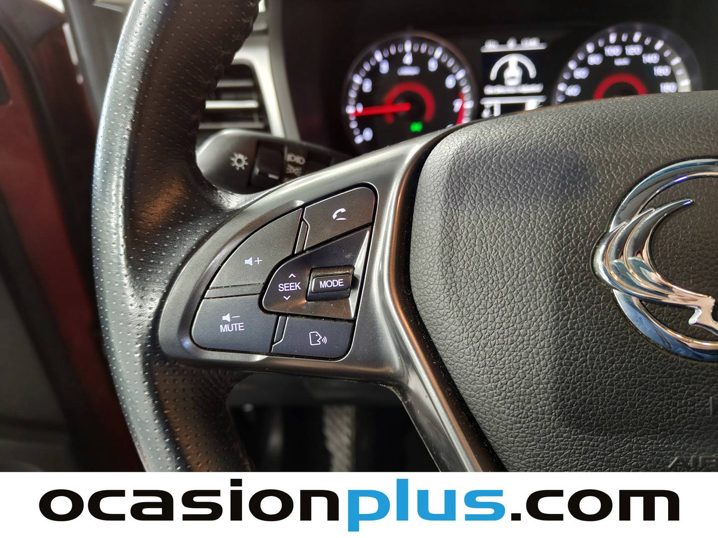 SsangYong Tivoli Ssangyong Tivoli G12T Urban Plus (128 CV) seminuevo