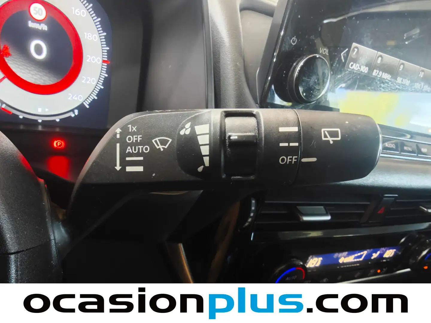 Foto Nissan QASHQAI Nissan Qashqai DIG-T 140 mHEV N-Connecta 4x2 (140 CV)