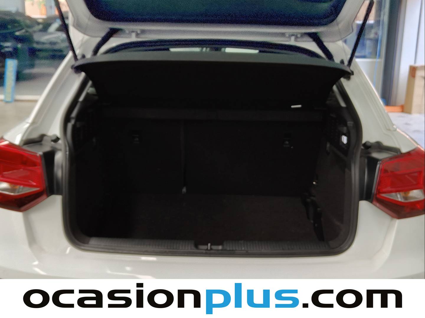 Foto Audi Q2 Audi Q2 Advanced 30 TDI (116 CV) S tronic