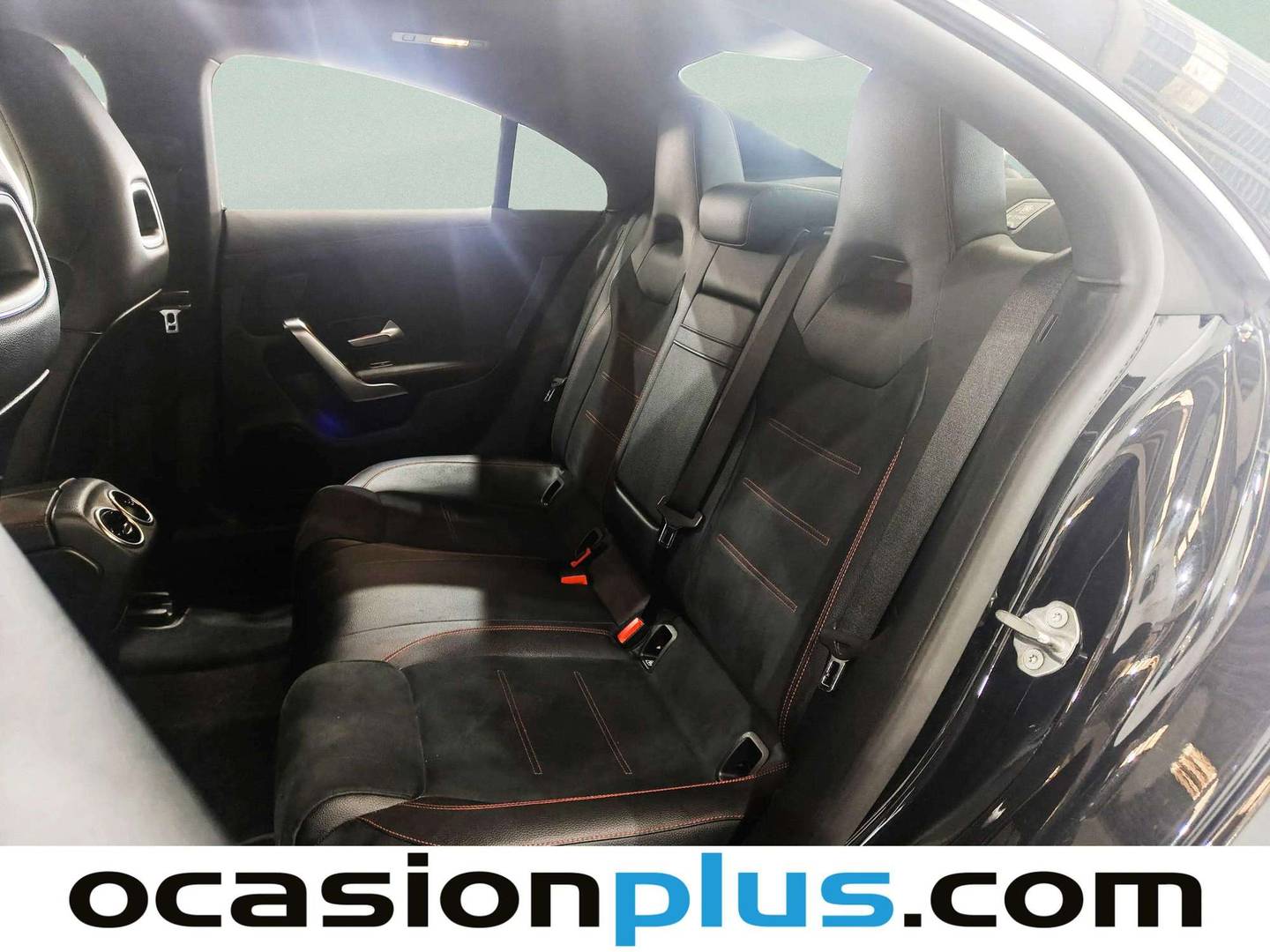 Foto Mercedes CLA Mercedes-Benz CLA 200 Pack AMG (163 CV)