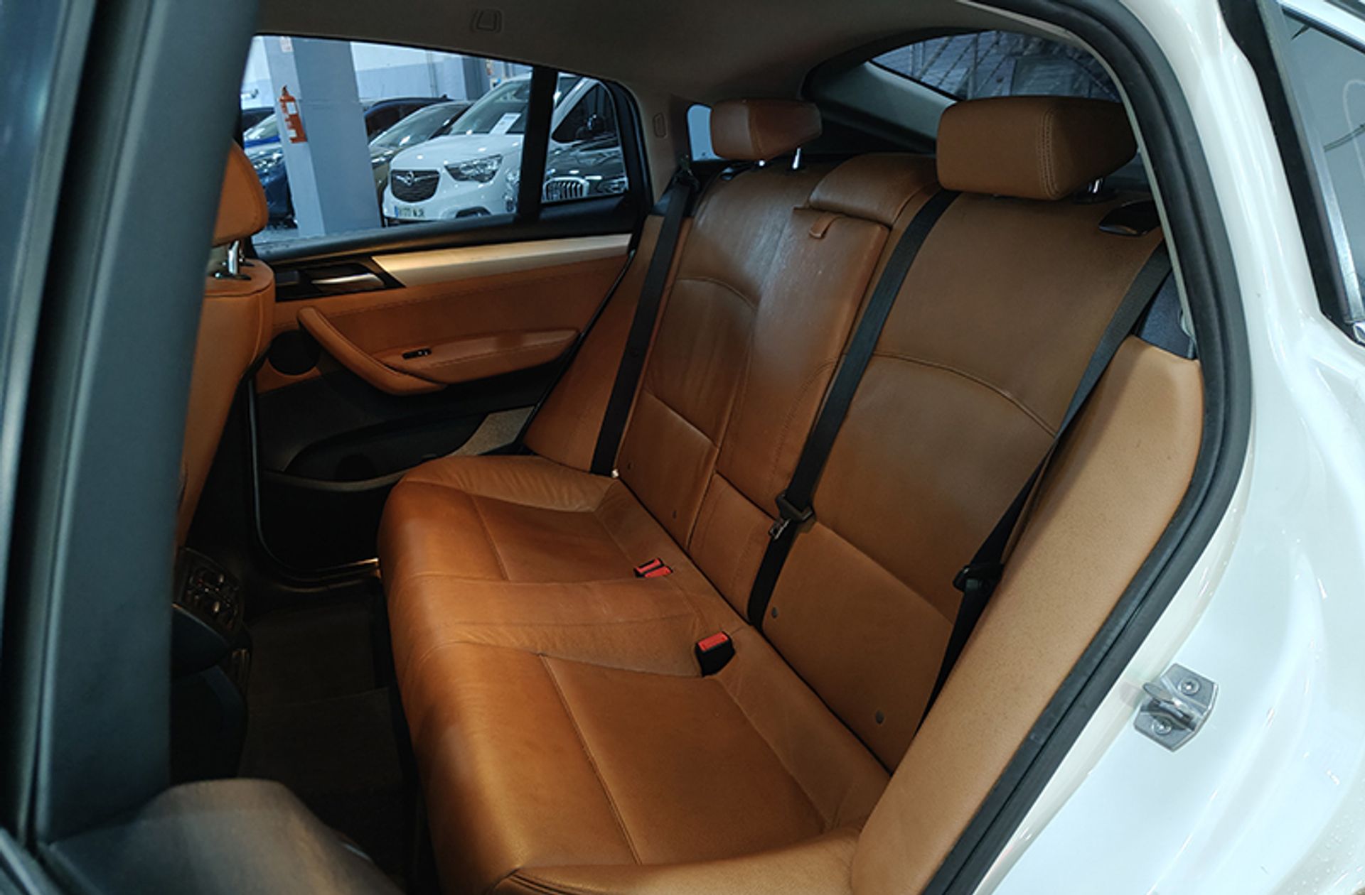BMW X4 xDrive20d - foto 11