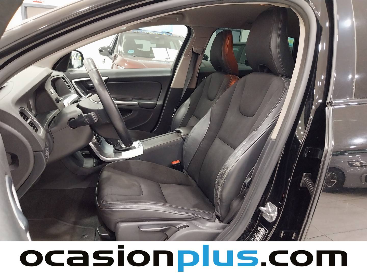 Foto asientos delanteros Volvo V60 Cross Country Volvo V60 Cross Country D3 Momentum Auto (150 CV)