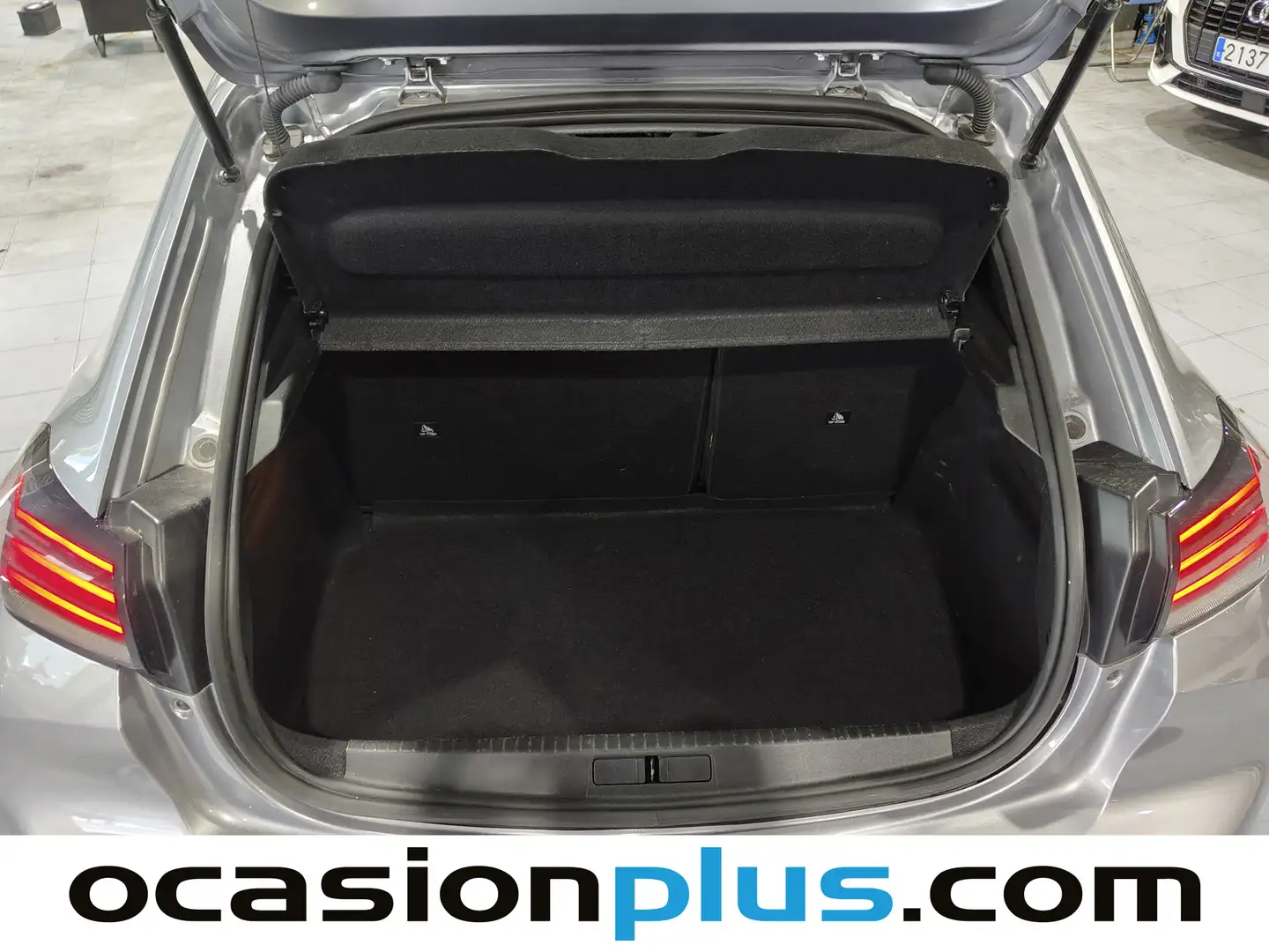 Foto Peugeot 208 Peugeot 208 PureTech 100 Allure (100 CV)