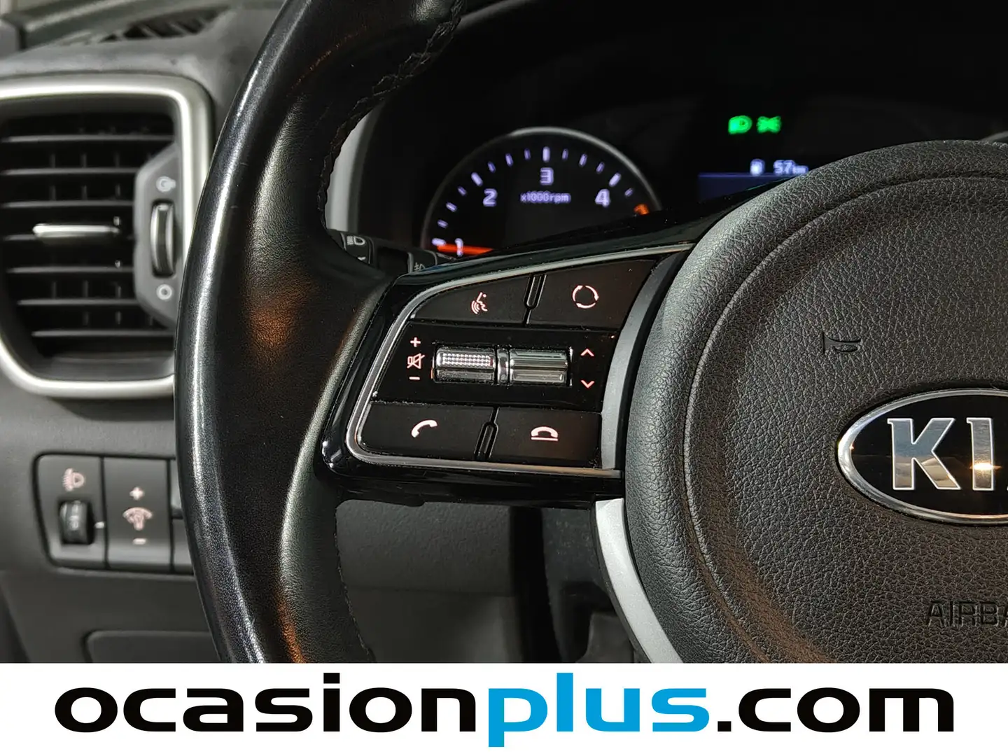 Foto KIA Sportage Kia Sportage 1.6 MHEV Business 4x2 (115 CV)