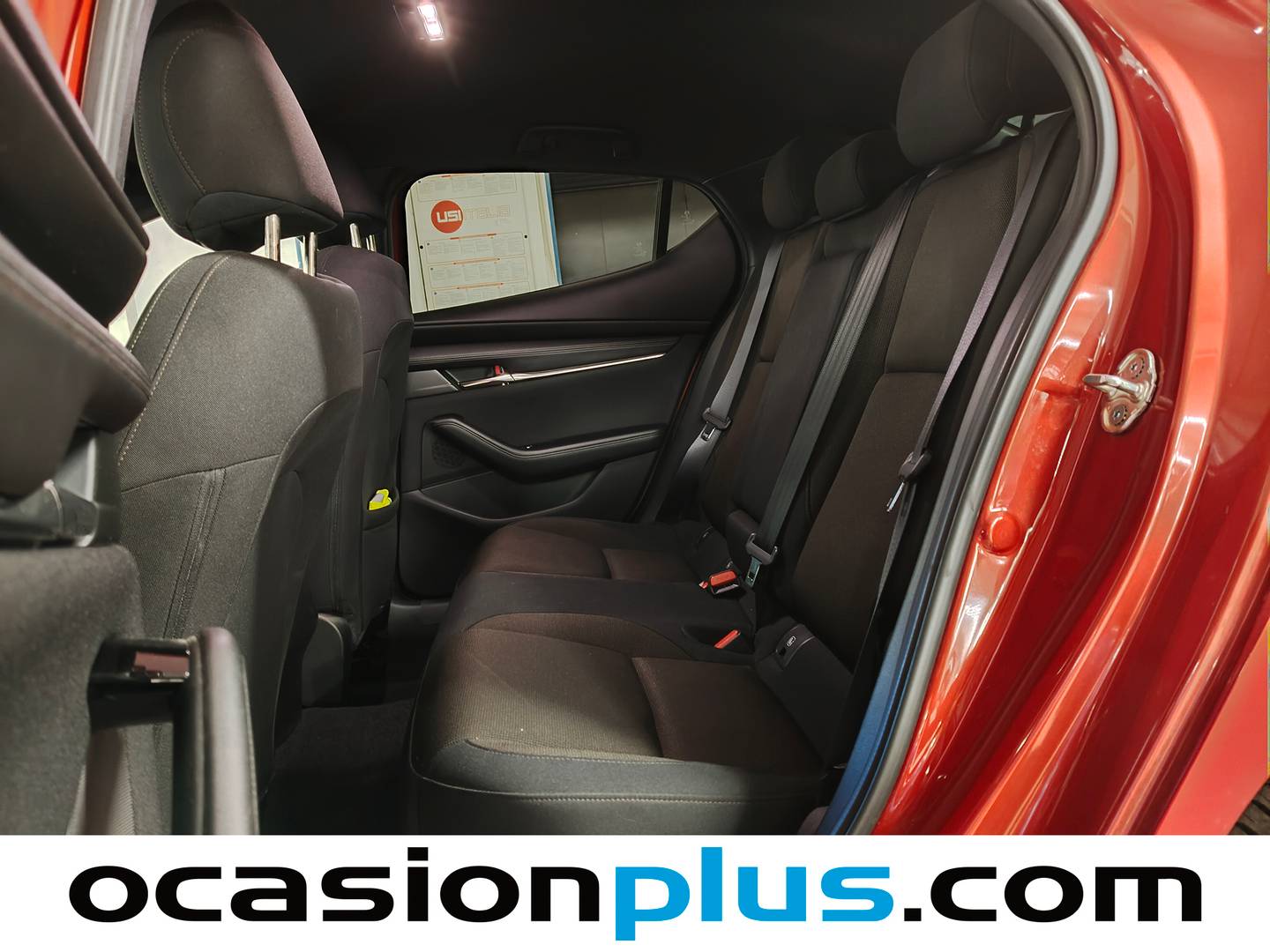 Foto asientos traseros Mazda Mazda3 Mazda Mazda 3 2.0 SKYACTIV-X Zenith-X (181 CV)