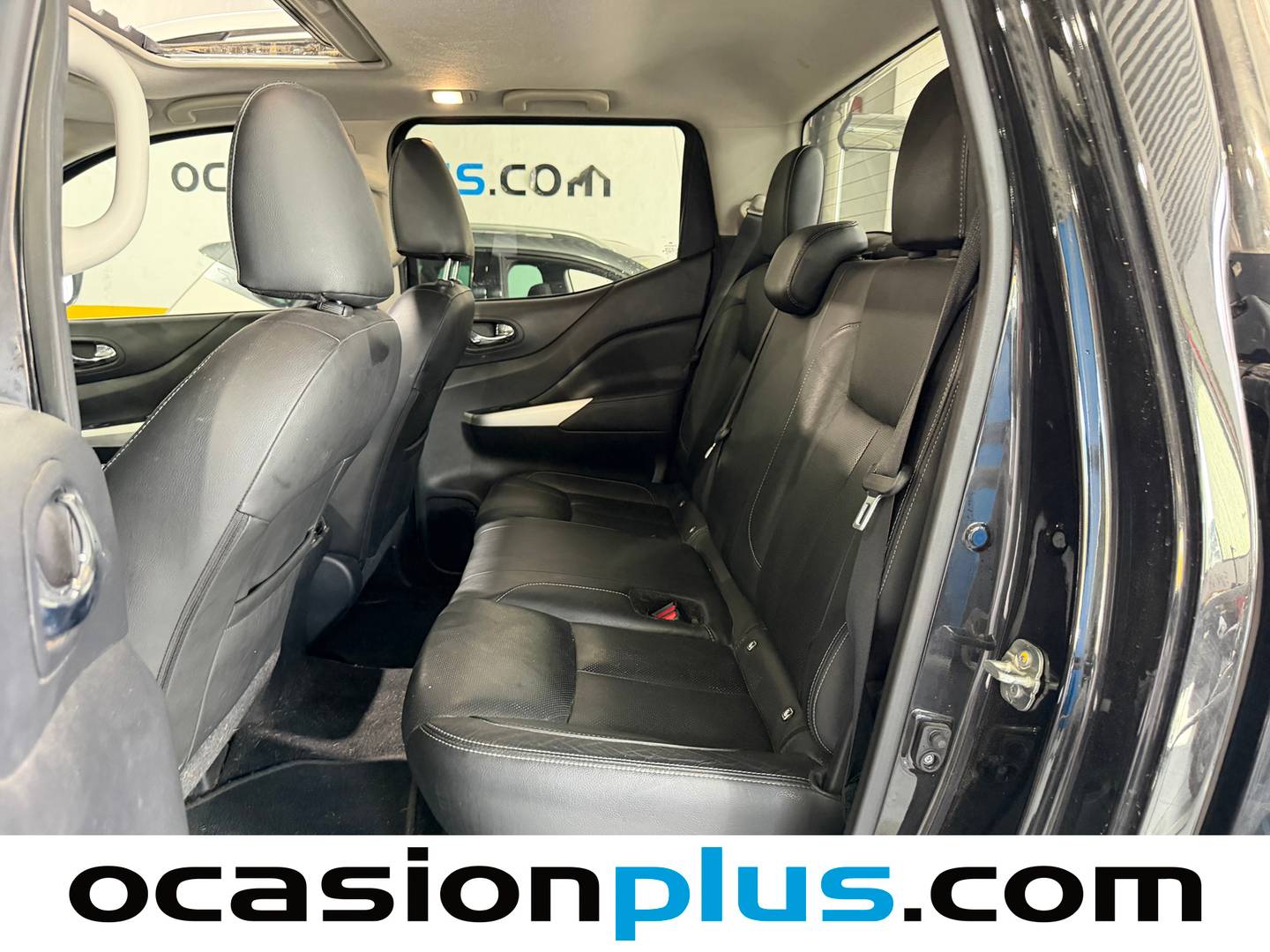 Foto asientos traseros Nissan Navara Nissan Navara PickUp 2.3 dCi Doble Cabina Tekna (190 CV)