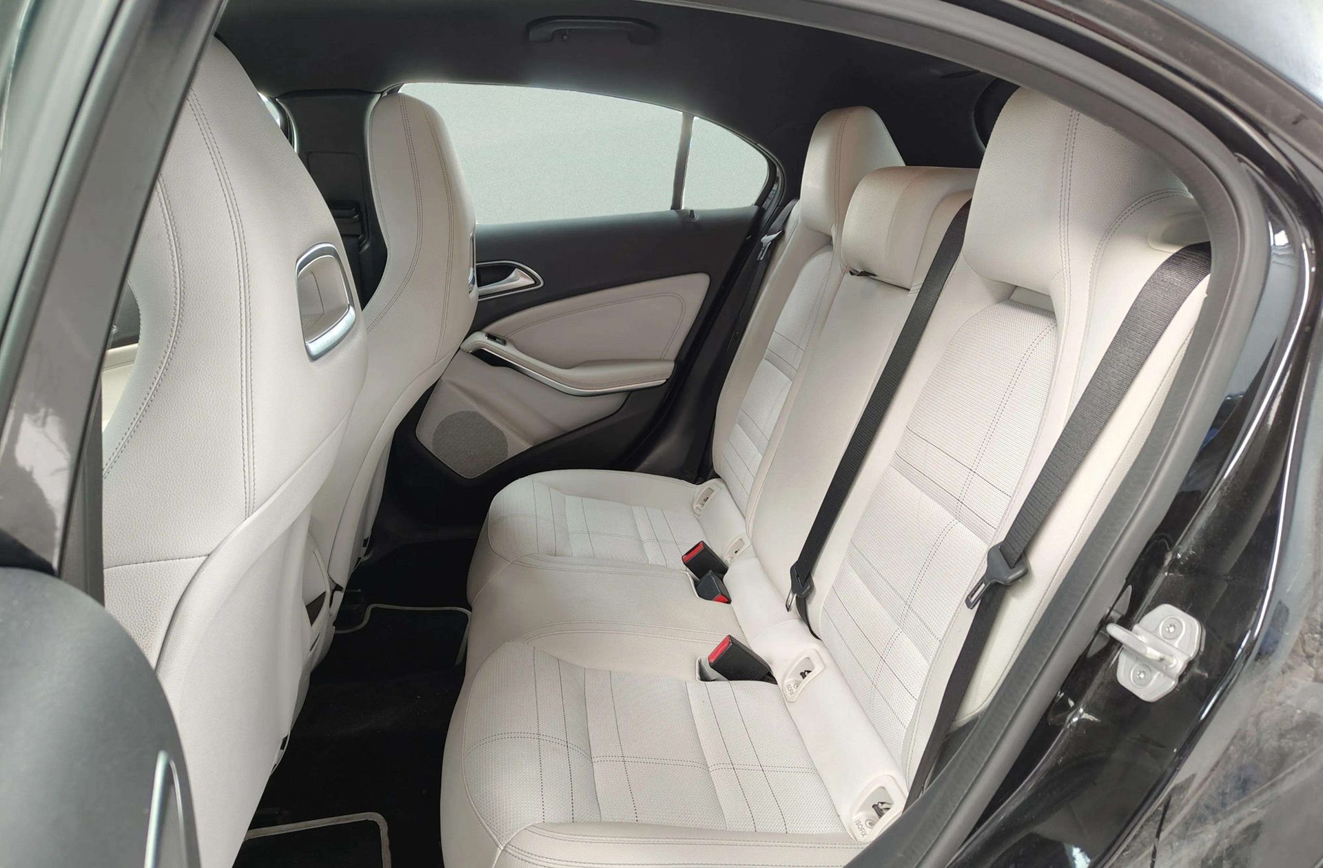 Mercedes-Benz Clase A 200 d - foto 11