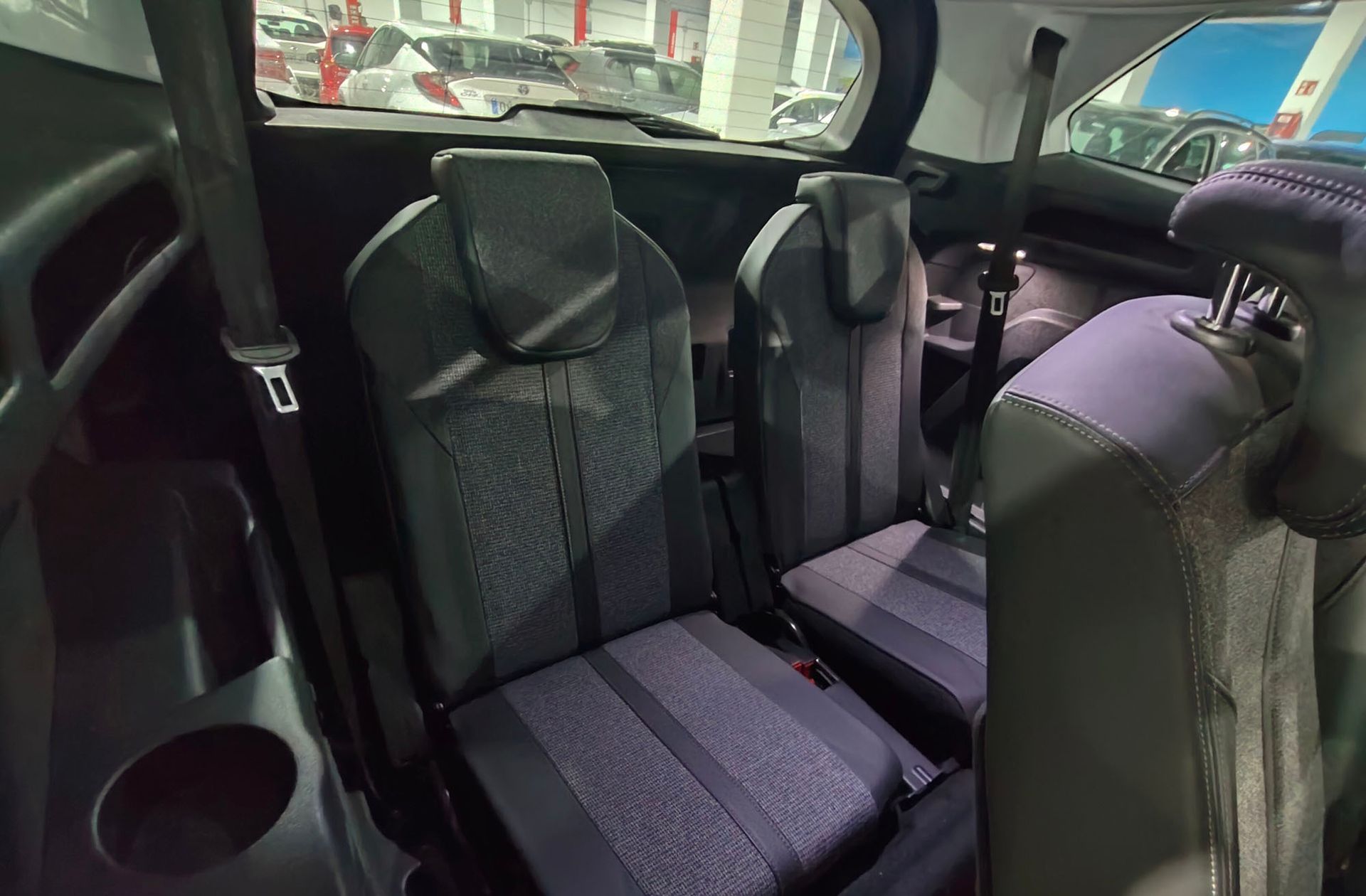 Peugeot 5008 PureTech 130 Allure 7 plazas - foto 6