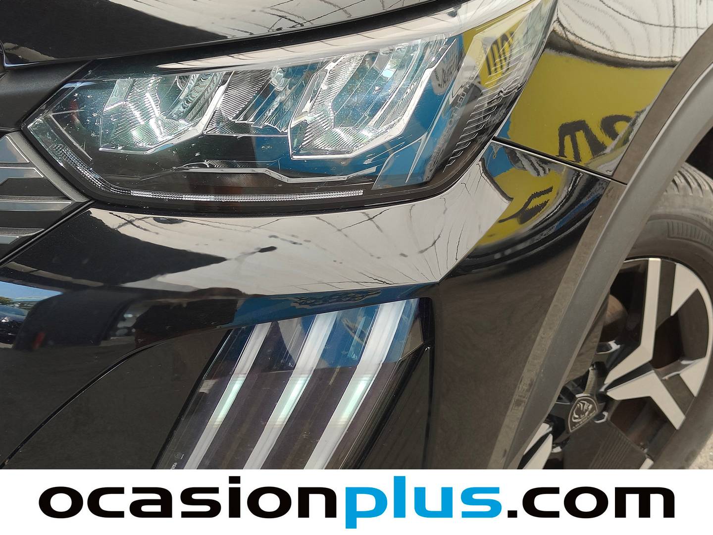 Paquetes del Peugeot 2008 Peugeot 2008 Allure Hybrid eDCS6 (145 CV)