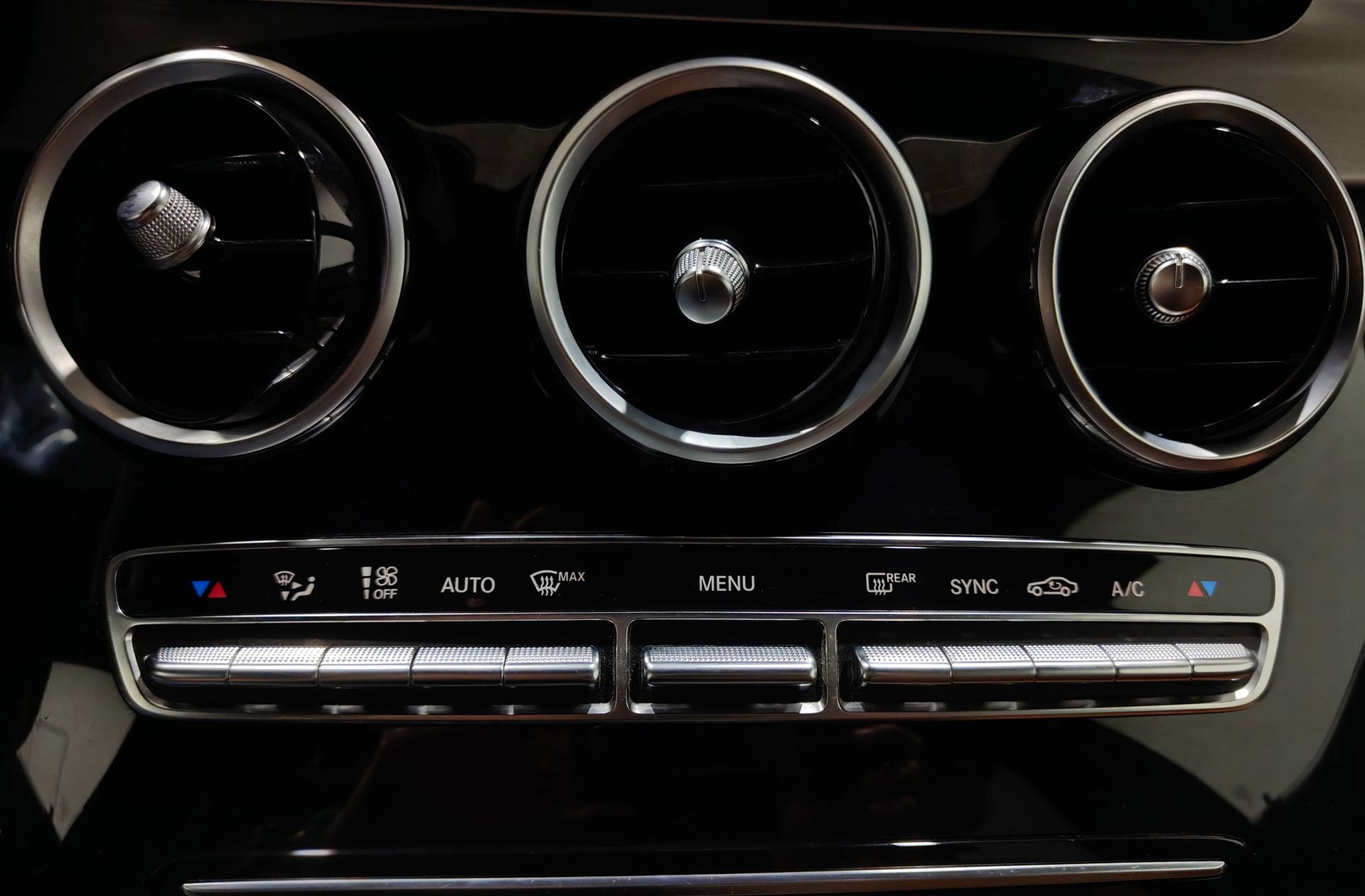 Mercedes-Benz GLC 300 4Matic Pack AMG - foto 42