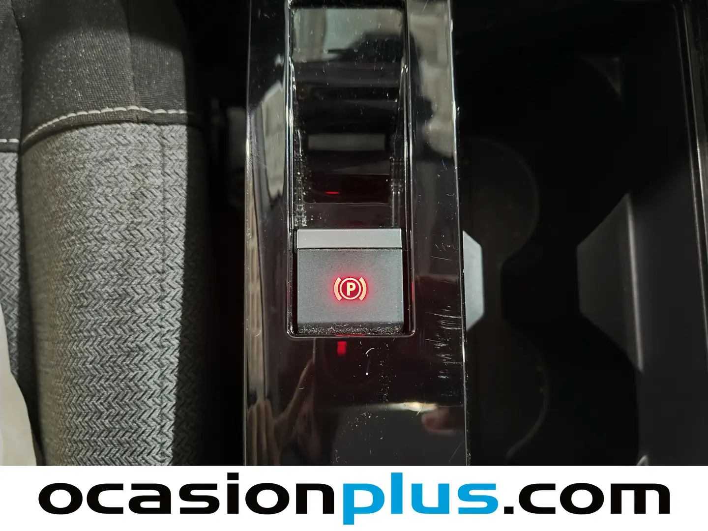 Foto Citroën C4 X Citroen C4 X PureTech 100 S&S 6v You (102 CV)