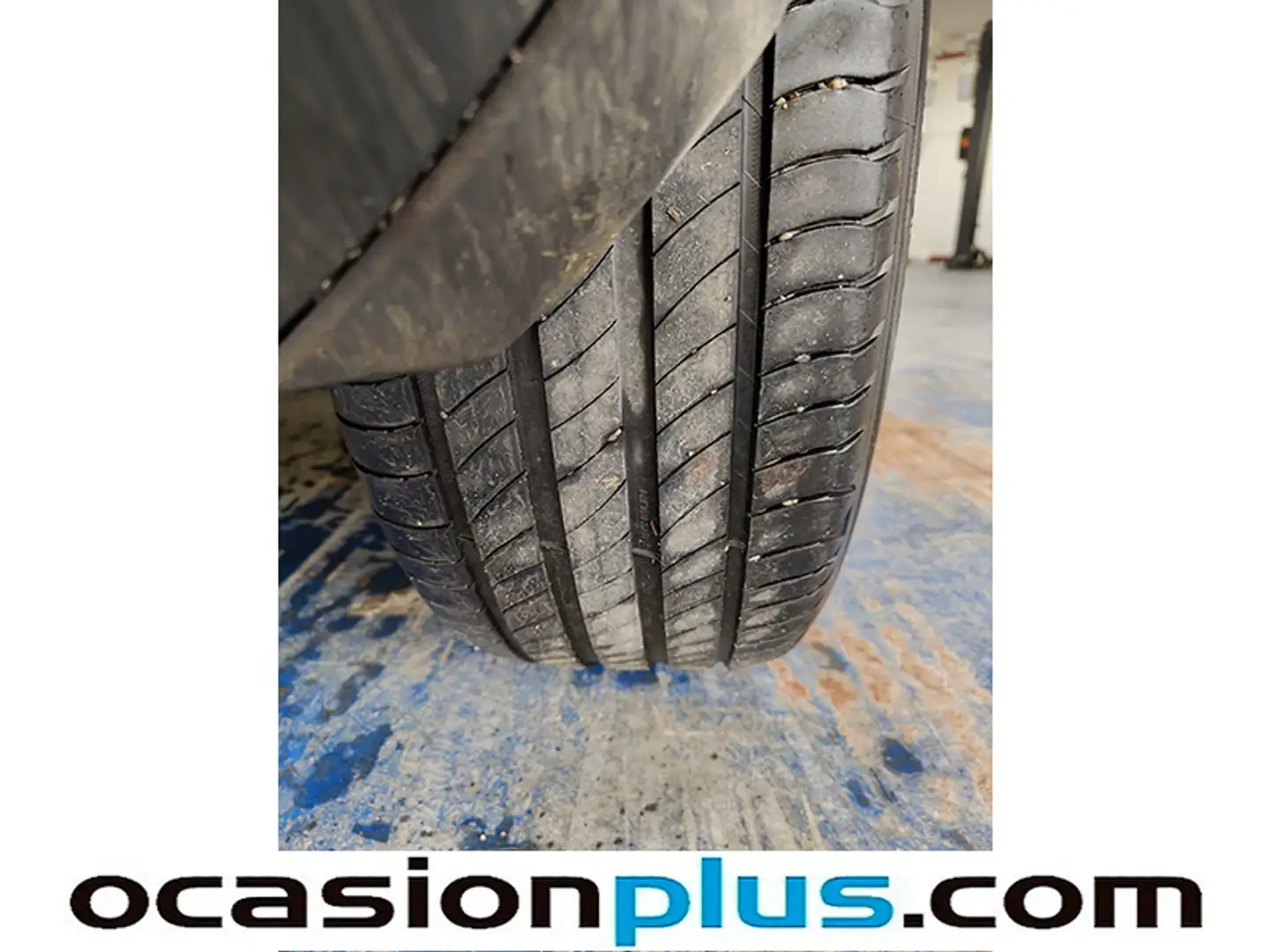 Foto Peugeot 3008 Hybrid Peugeot 3008 Hybrid 225 Allure e-EAT8 (225 CV)