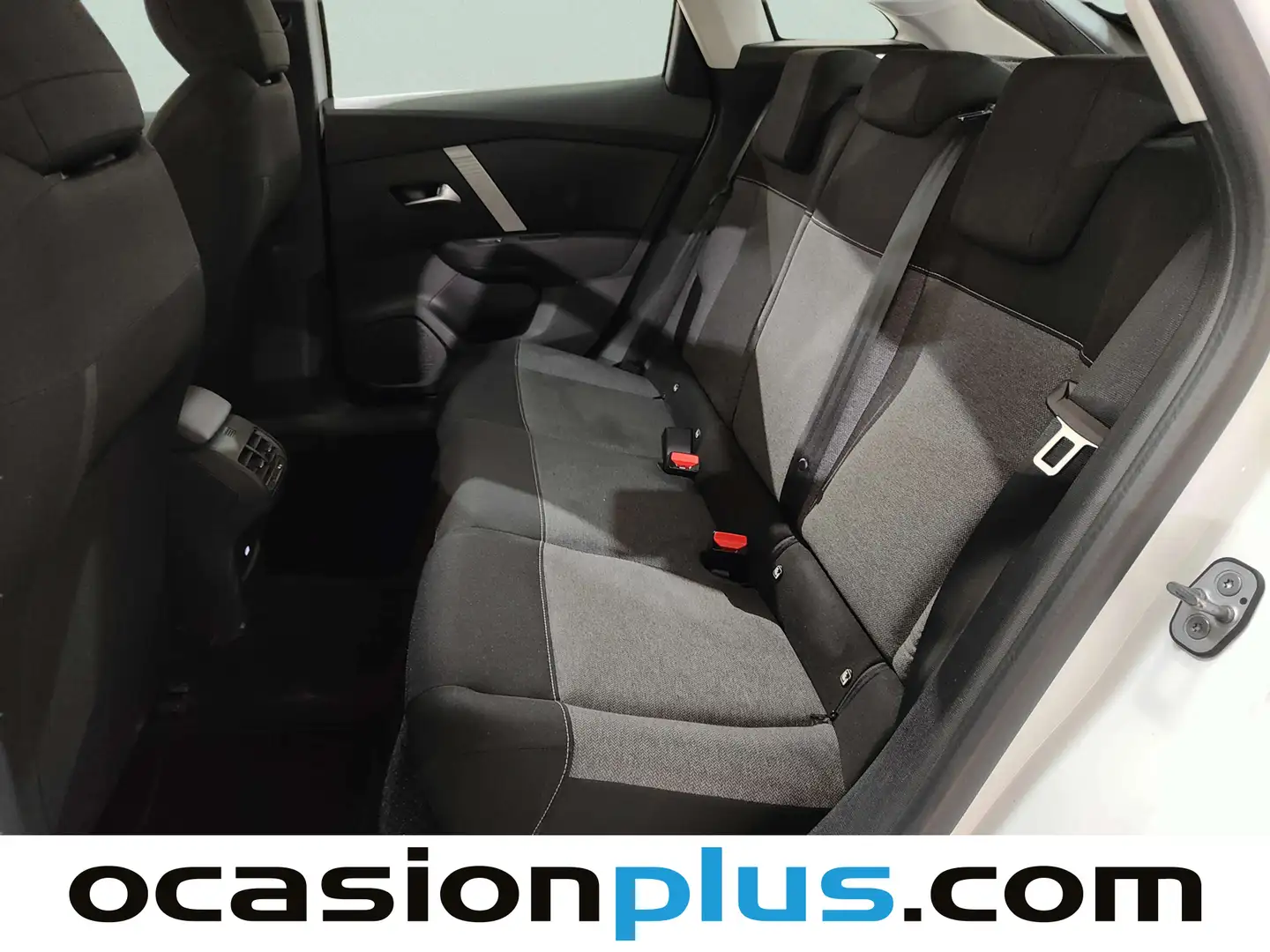 Foto Citroën C4 Citroen C4 BlueHDi 110 S&S Feel (110 CV)