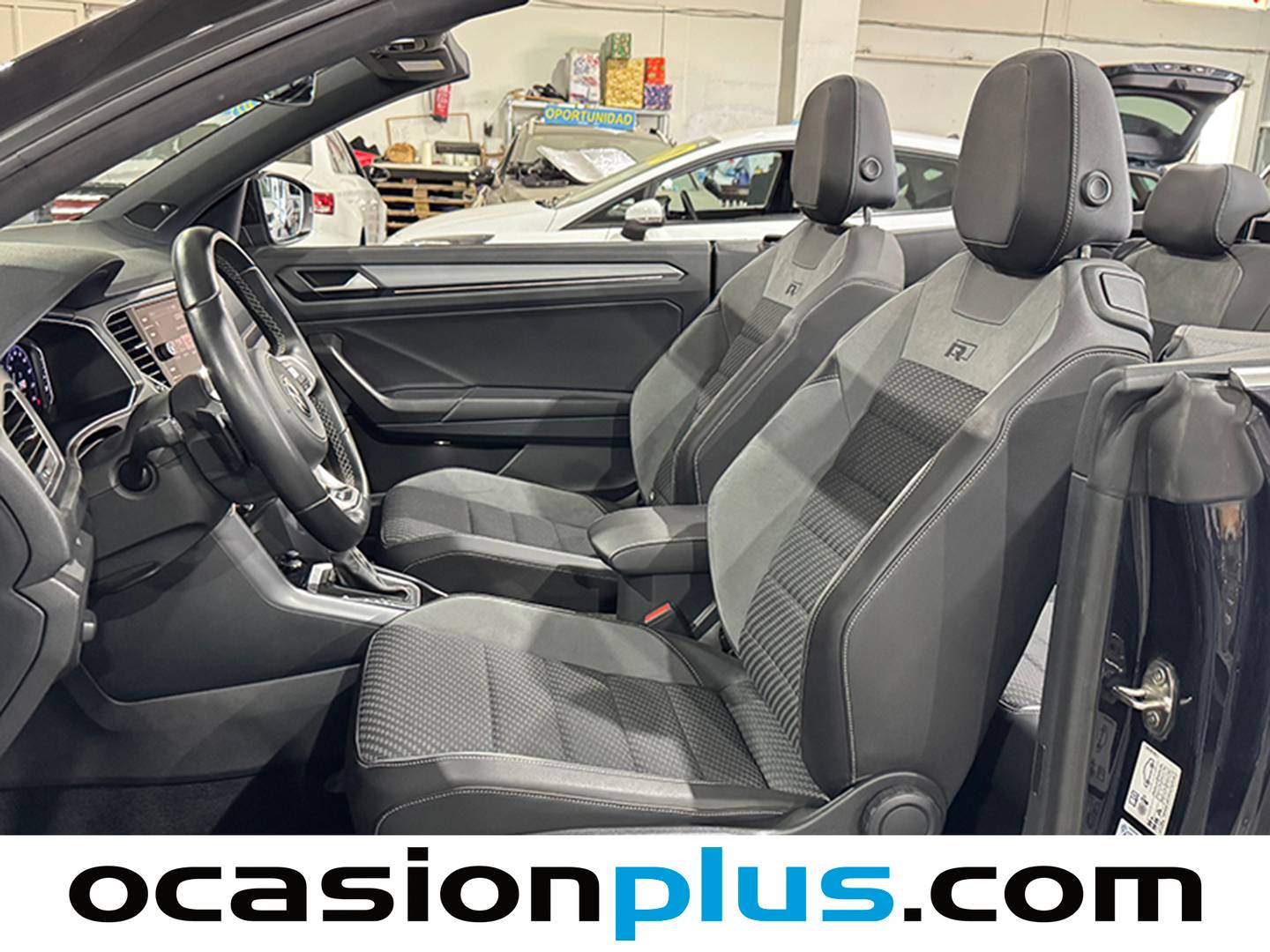 Foto asientos delanteros Volkswagen T-Roc Volkswagen T-Roc Cabrio R-Line 1.5 TSI (150 CV)