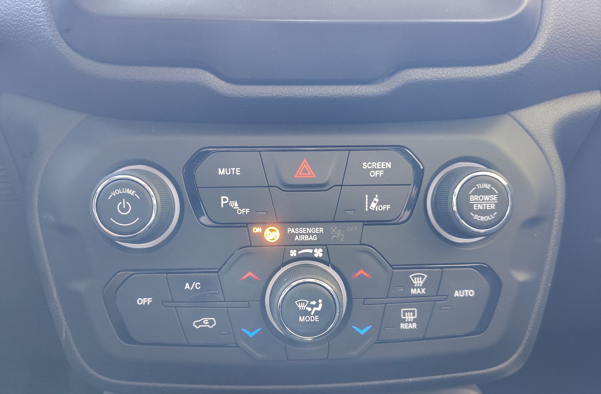 Jeep Renegade 1.0G Sport Plus 4x2 - foto 26