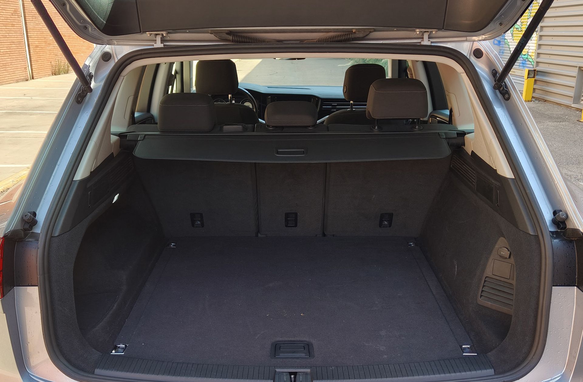 Volkswagen Touareg 3.0 TDI 4Motion tiptronic - foto 14