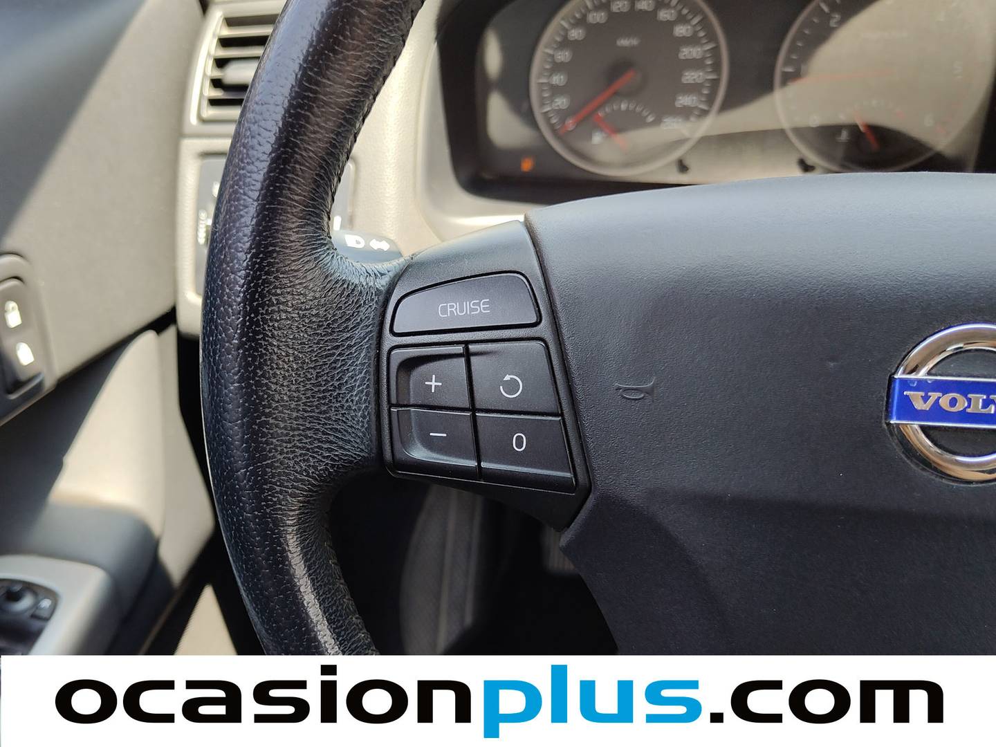 Acabados Volvo C30 Volvo C30 1.6D Momentum (109 CV)
