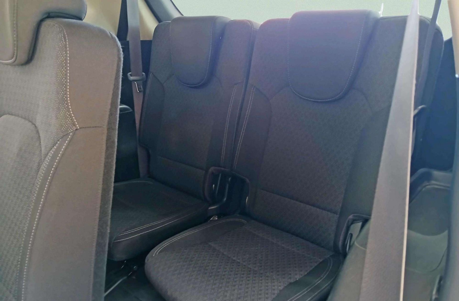 Kia Carens 1.6 GDi Drive 7 plazas - foto 14