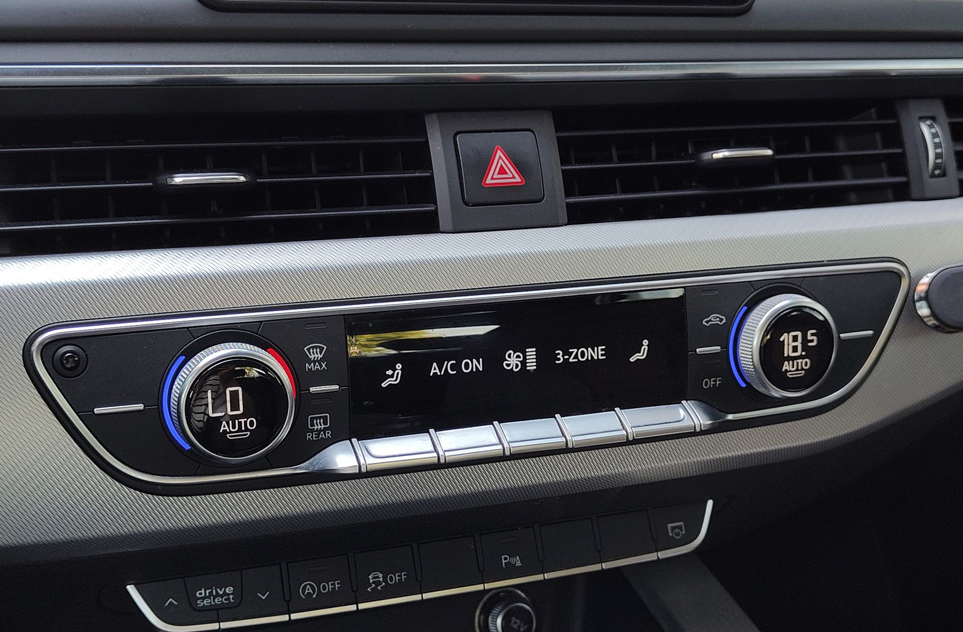 Audi A4 S line edition 2.0 TDI - foto 39