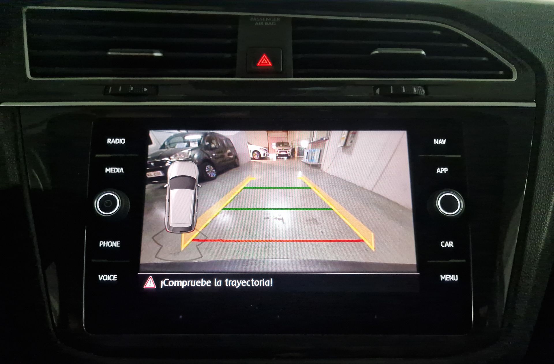 Volkswagen Tiguan Advance 1.5 TSI Pack R-Line - foto 9