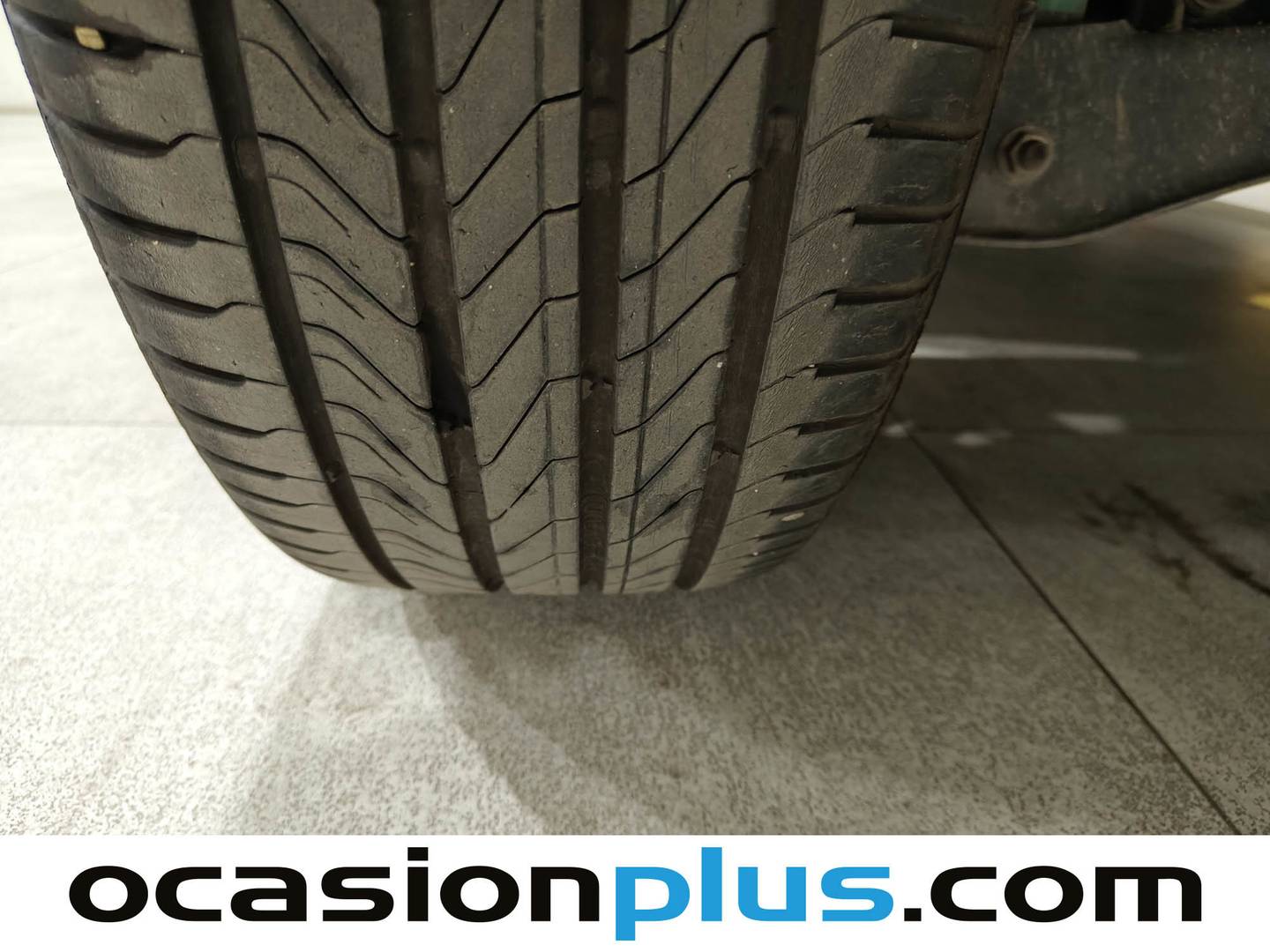 Mitsubishi Outlander Mitsubishi Outlander 200 MPI Motion 2WD CVT (150 CV) 7 Plazas seminuevo