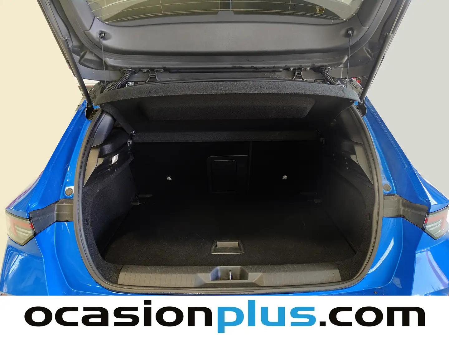 Foto Opel Astra Opel Astra 1.2 Turbo XHT GS (130 CV)