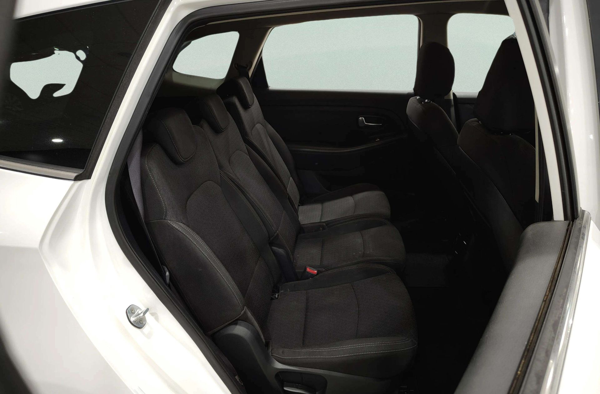 Kia Carens 1.7 CRDi VGT Drive Eco-Dynamics - foto 16