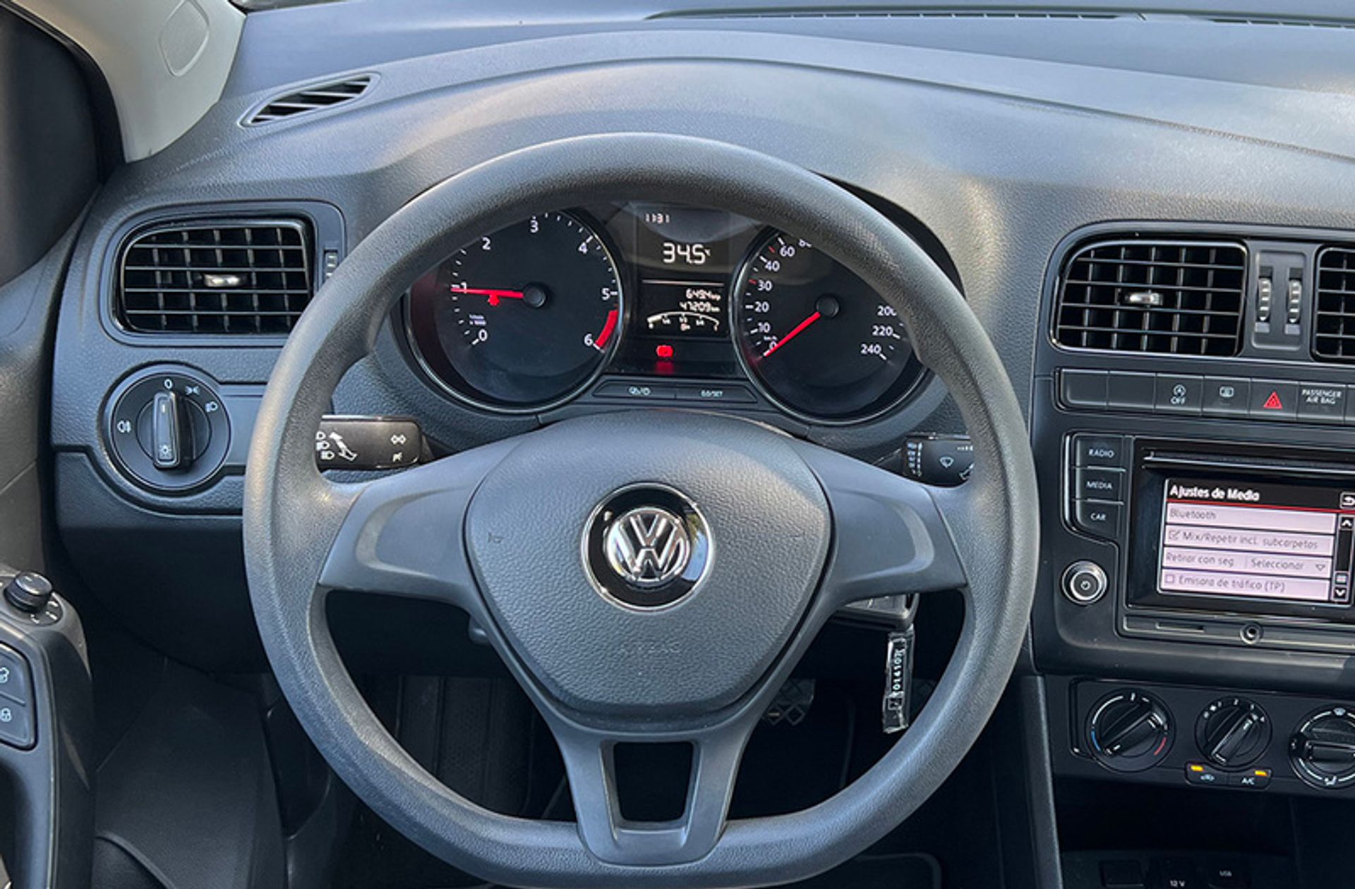 Volkswagen Polo Edition 1.4 TDI BMT - foto 18