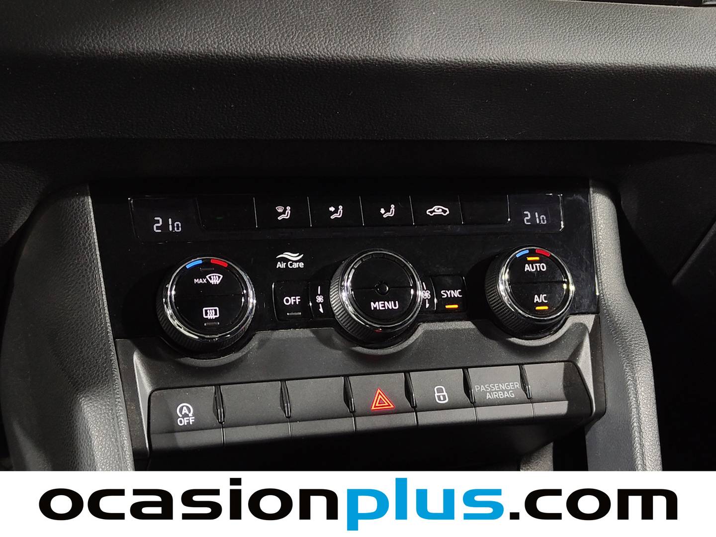 Foto Skoda Karoq Skoda Karoq 2.0 TDI Ambition 4X4 DSG (150 CV)